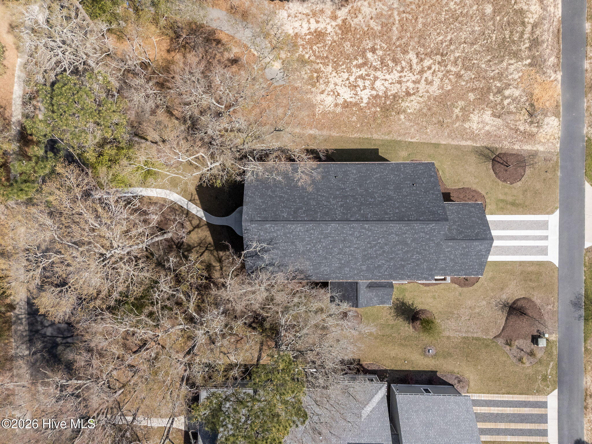 100561679 | Photo 38