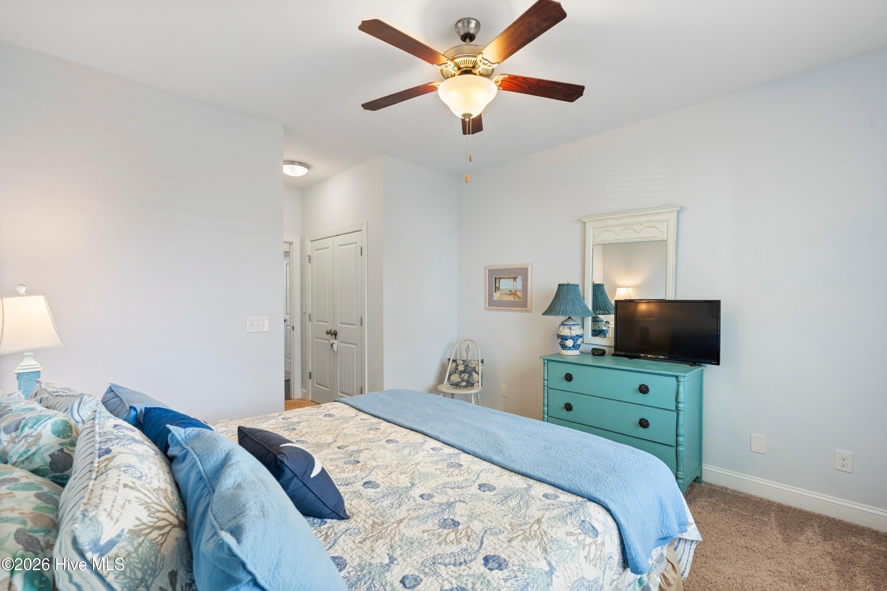 100549169 | Photo 39