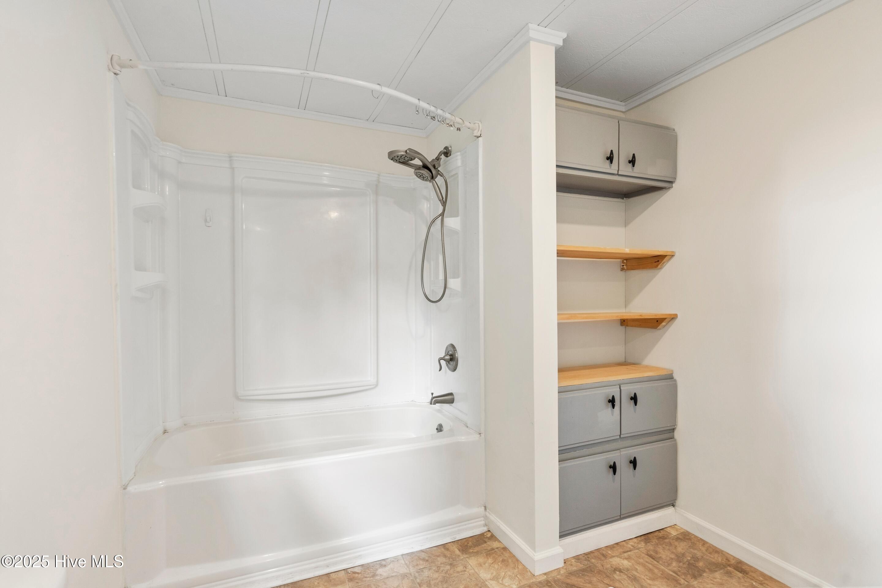 100514481 | Photo 18