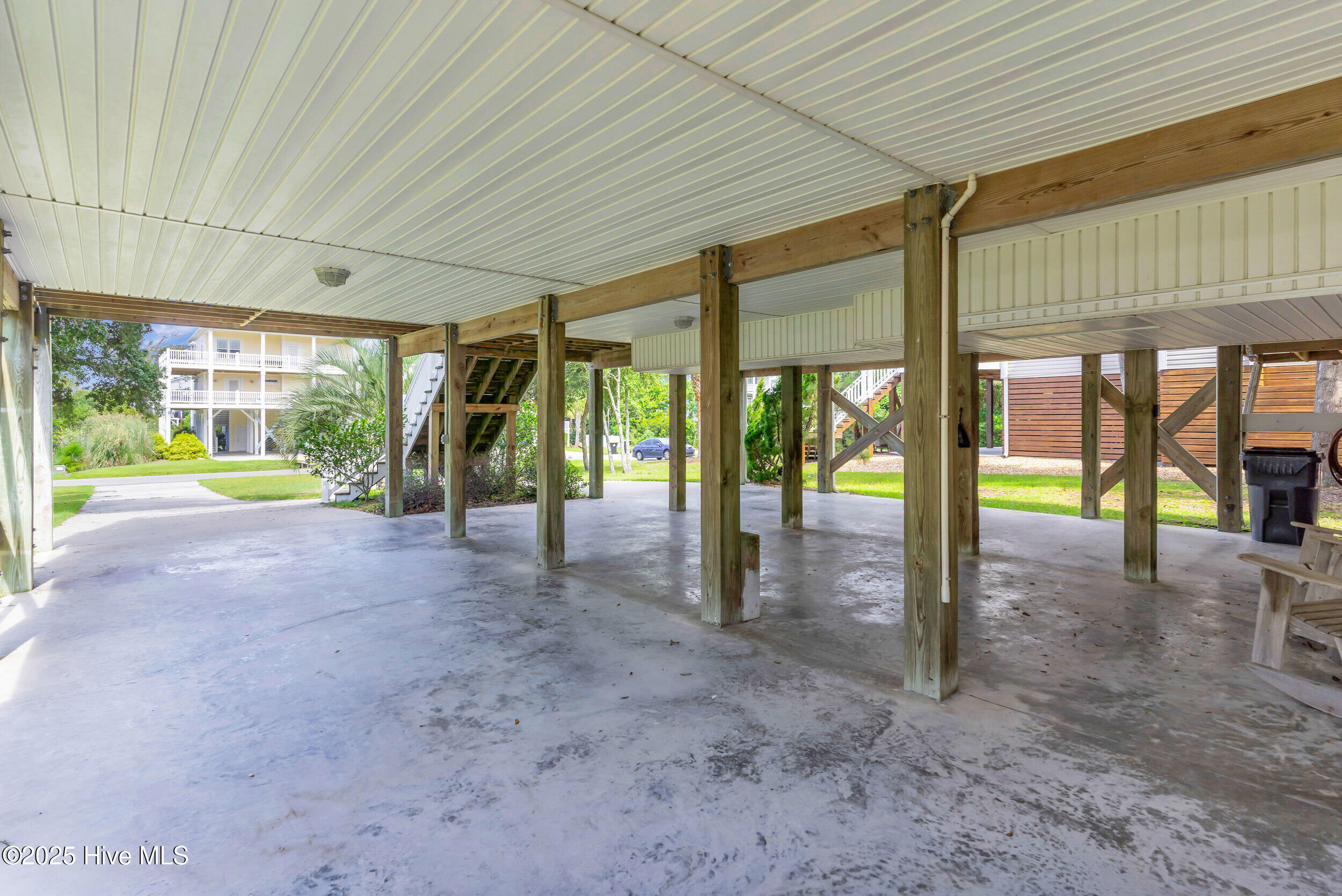 100522612 | Photo 45