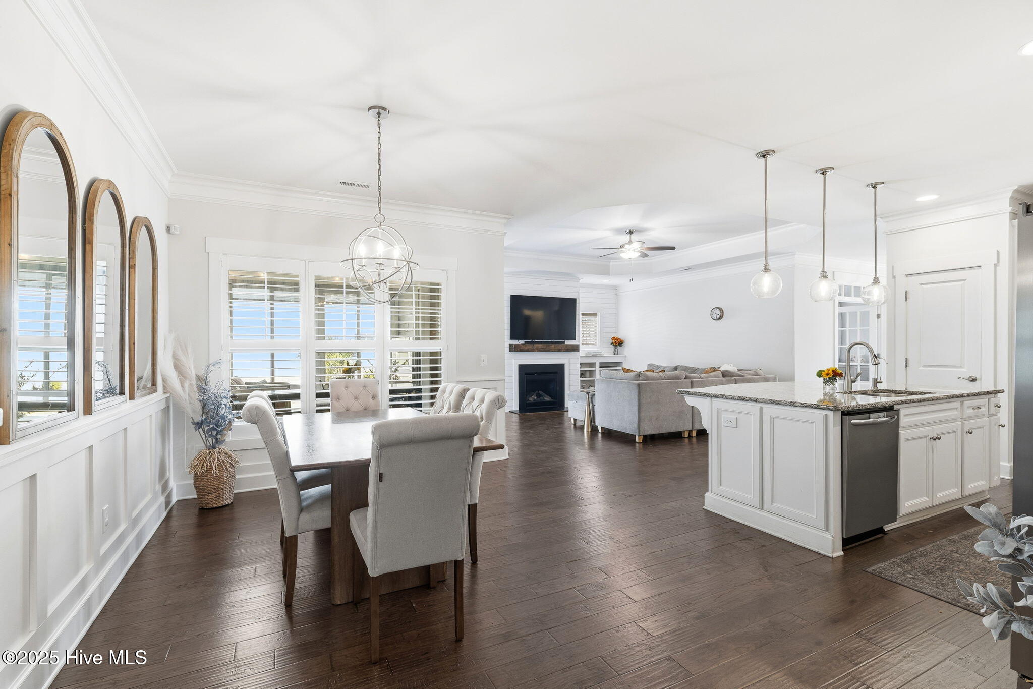 100540191 | Photo 22