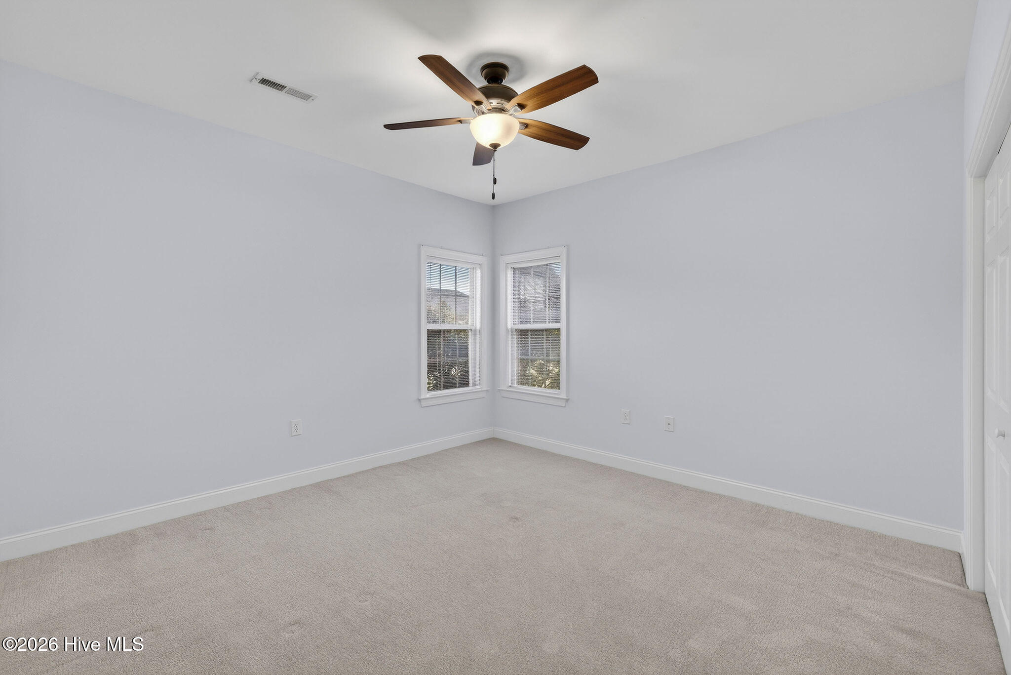 100561497 | Photo 19