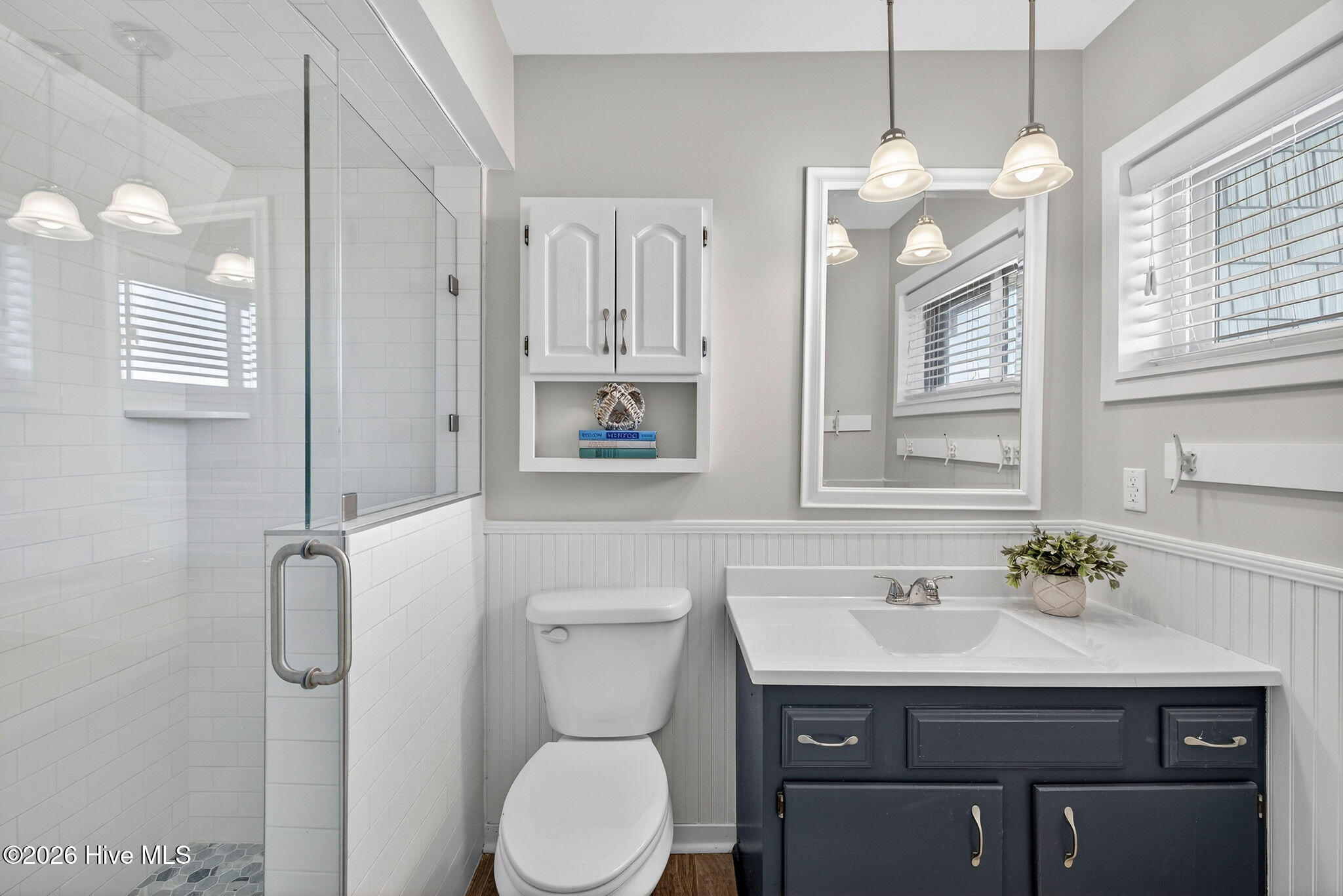 100554863 | Photo 24