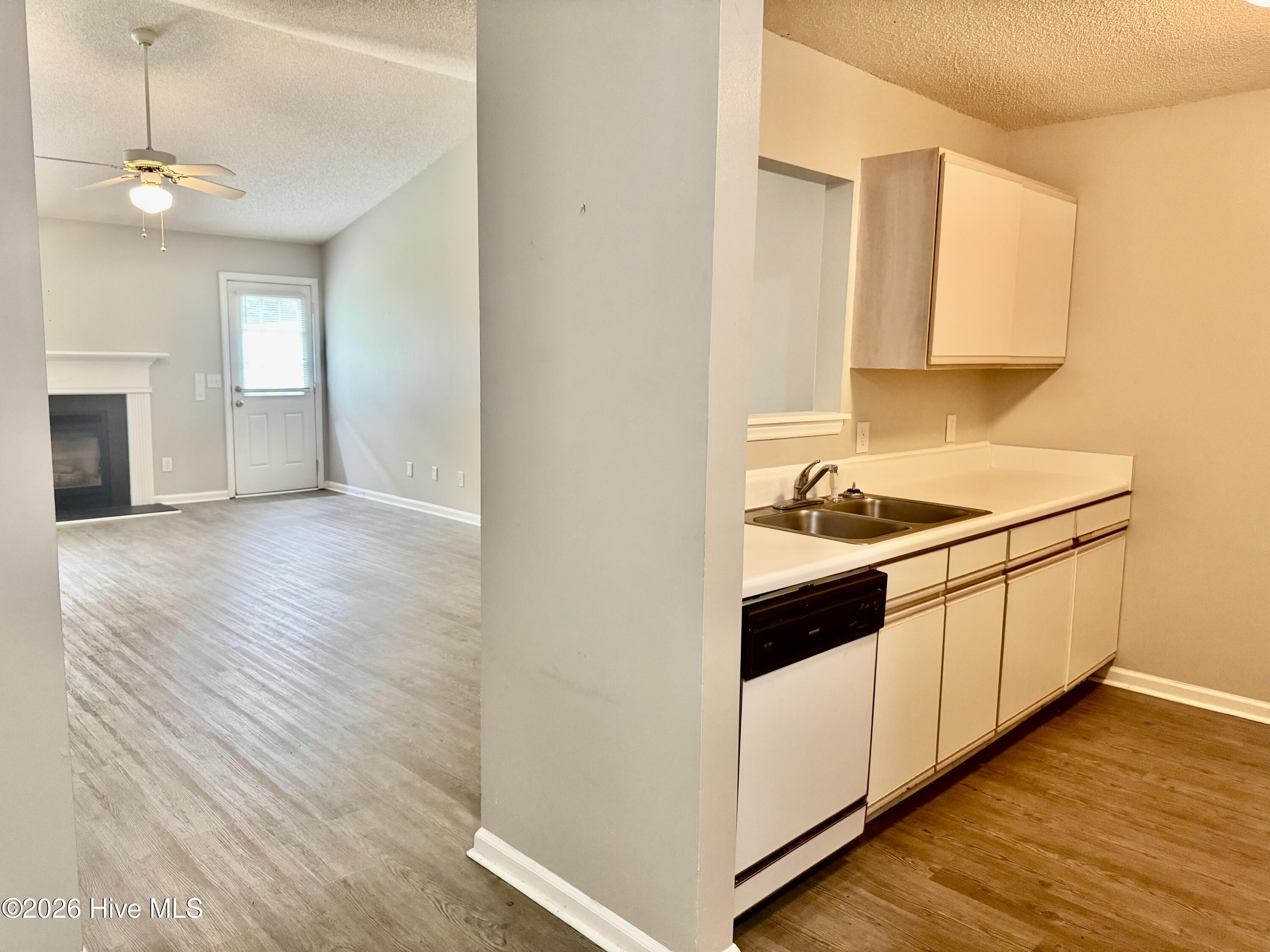 2nd image of 2621 Richard Dr #A, Greenville, NC 27834 | MLS# 100589697