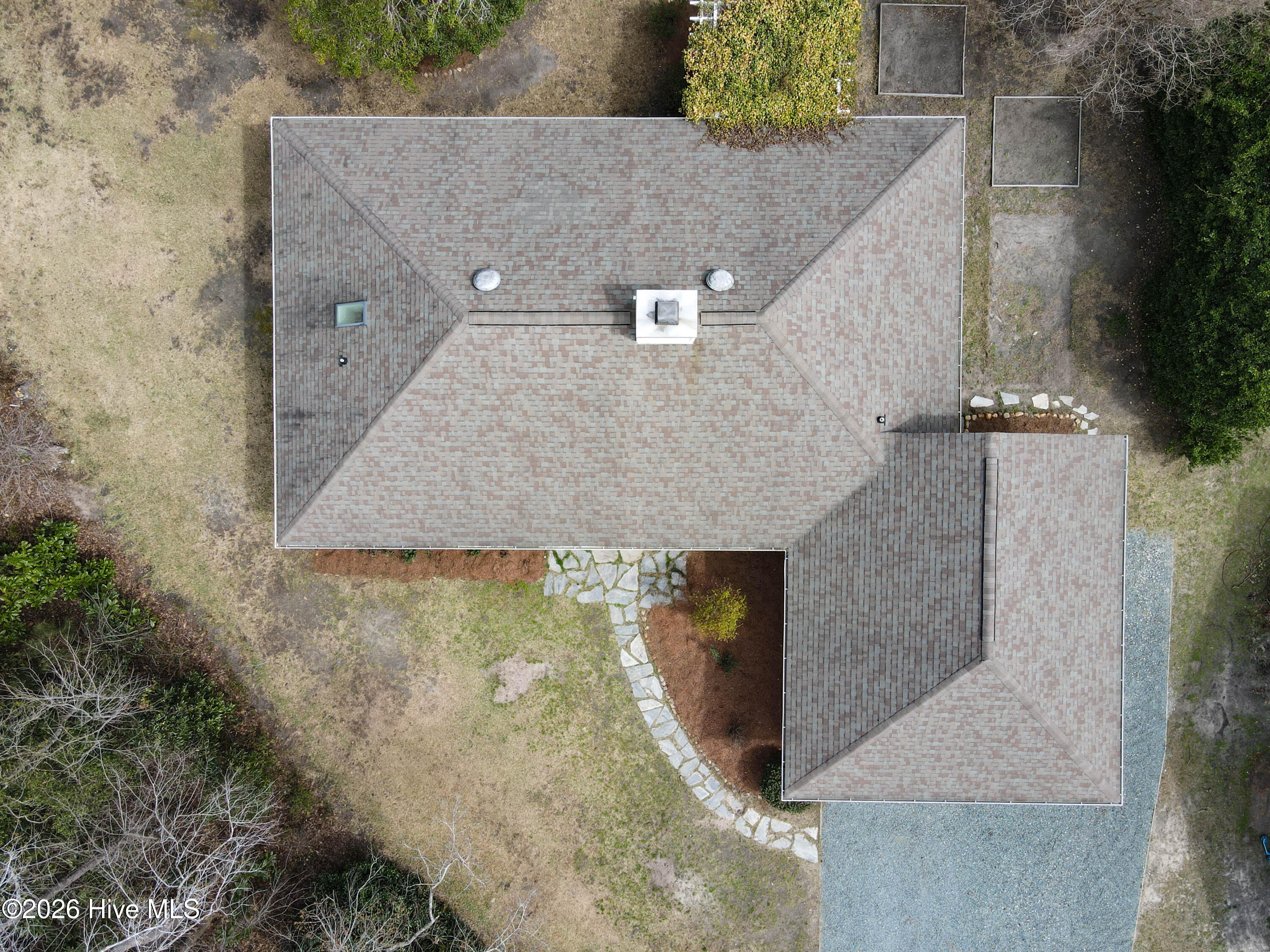 100562741 | Photo 65