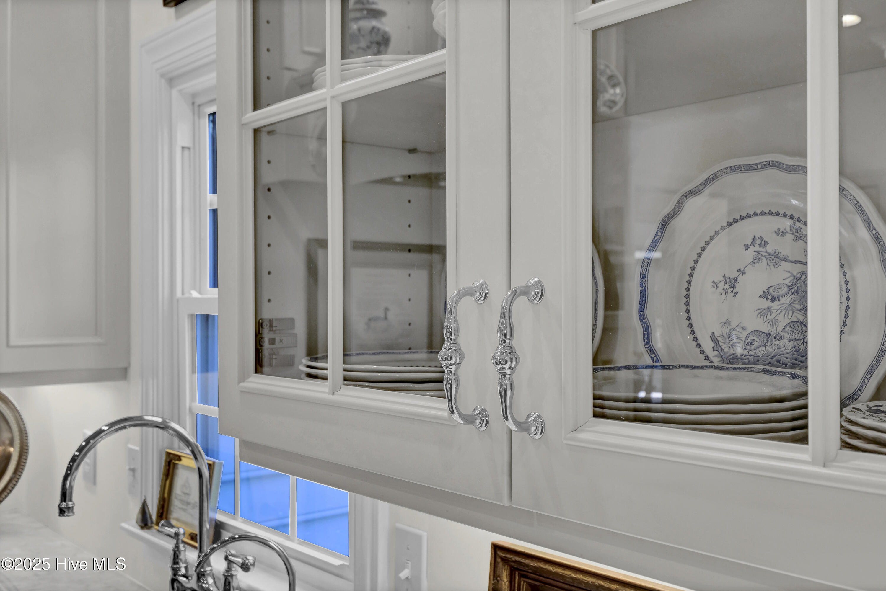 100541341 | Photo 29