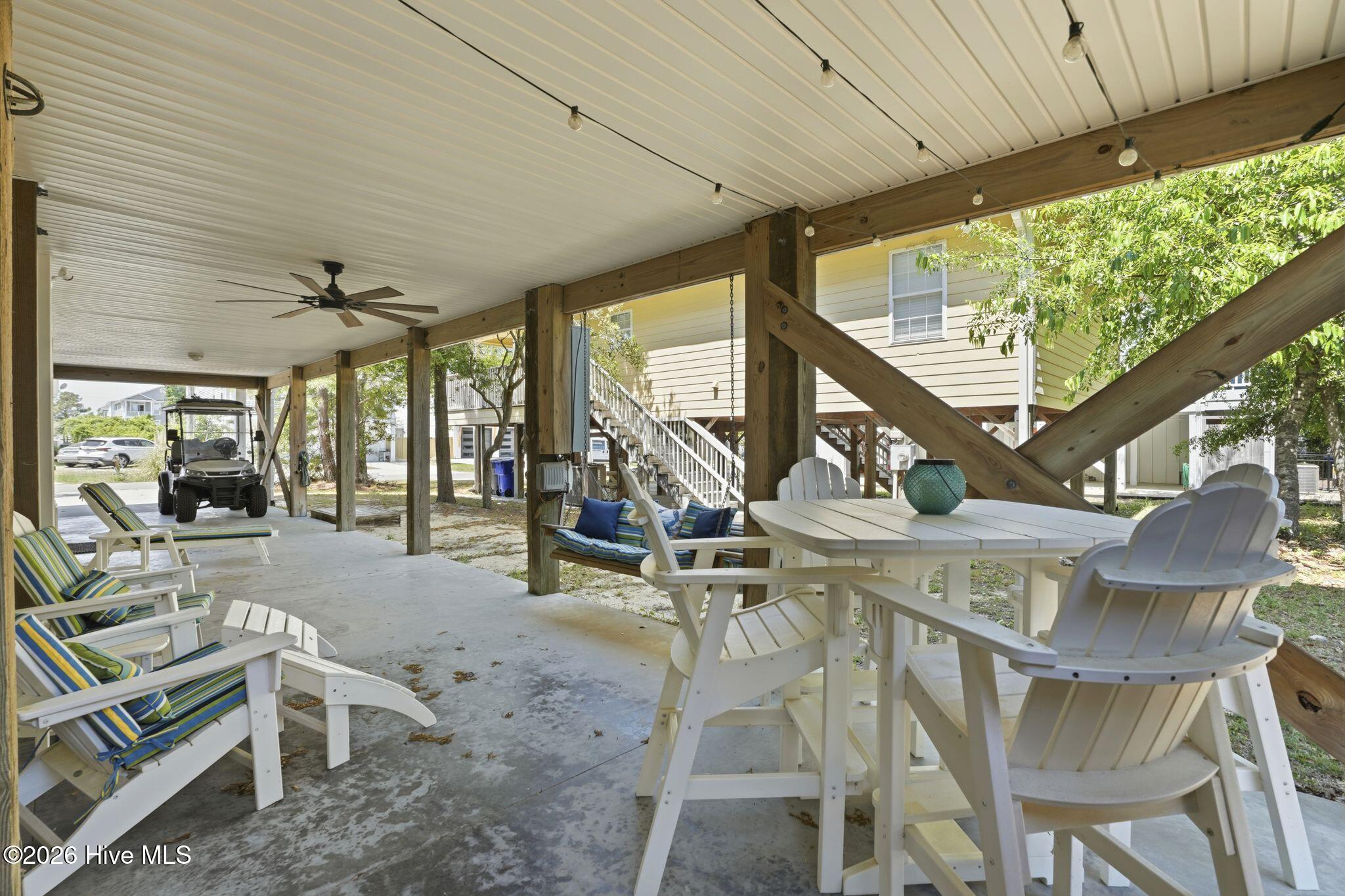 100568540 | Photo 23