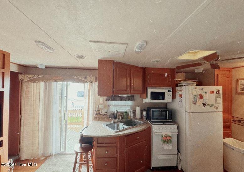 100560746 | Photo 10