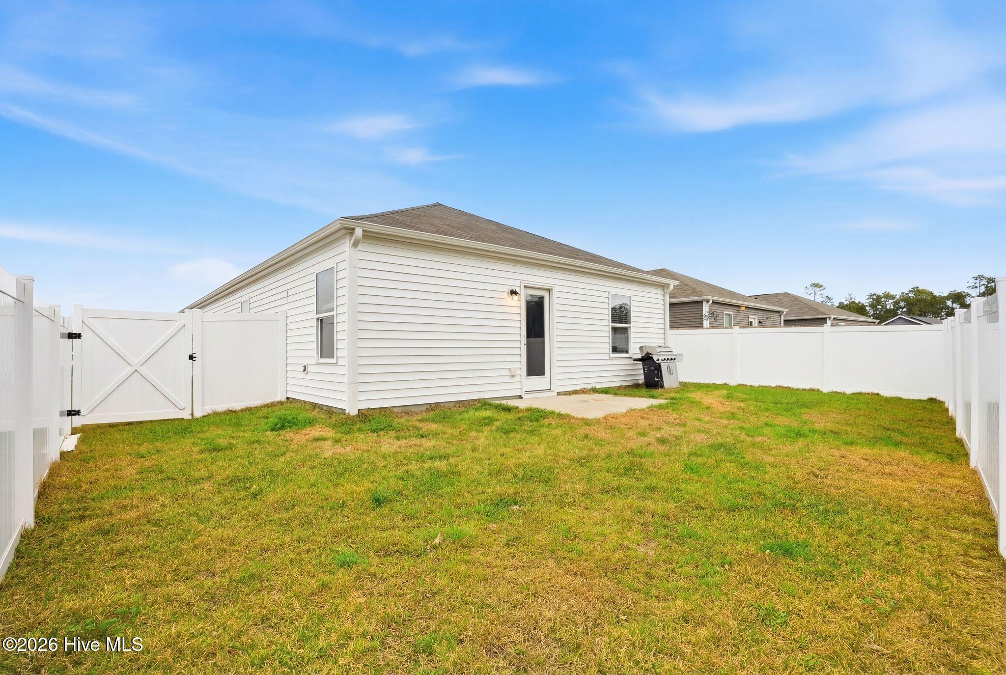 100559069 | Photo 29