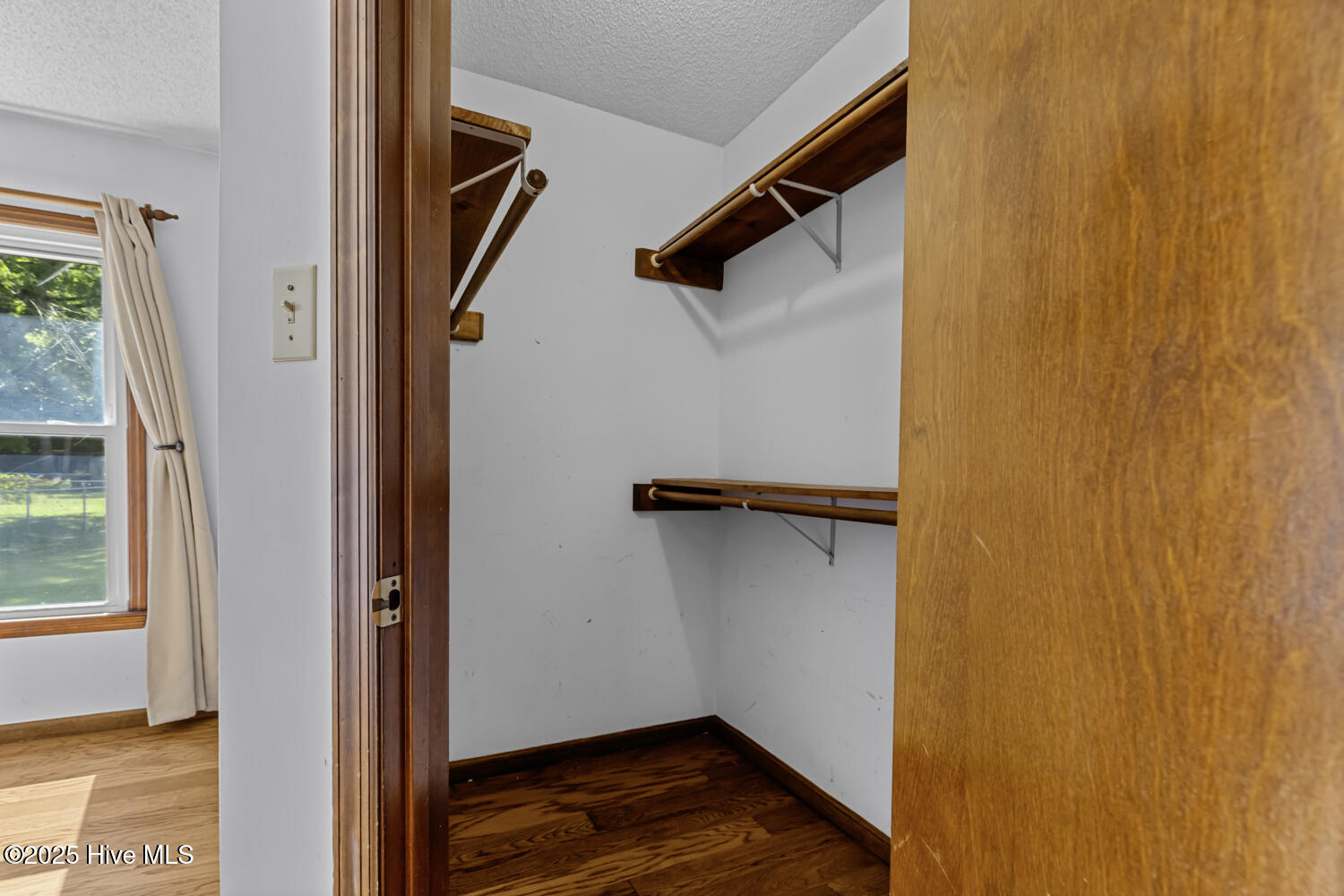 100532865 | Photo 20