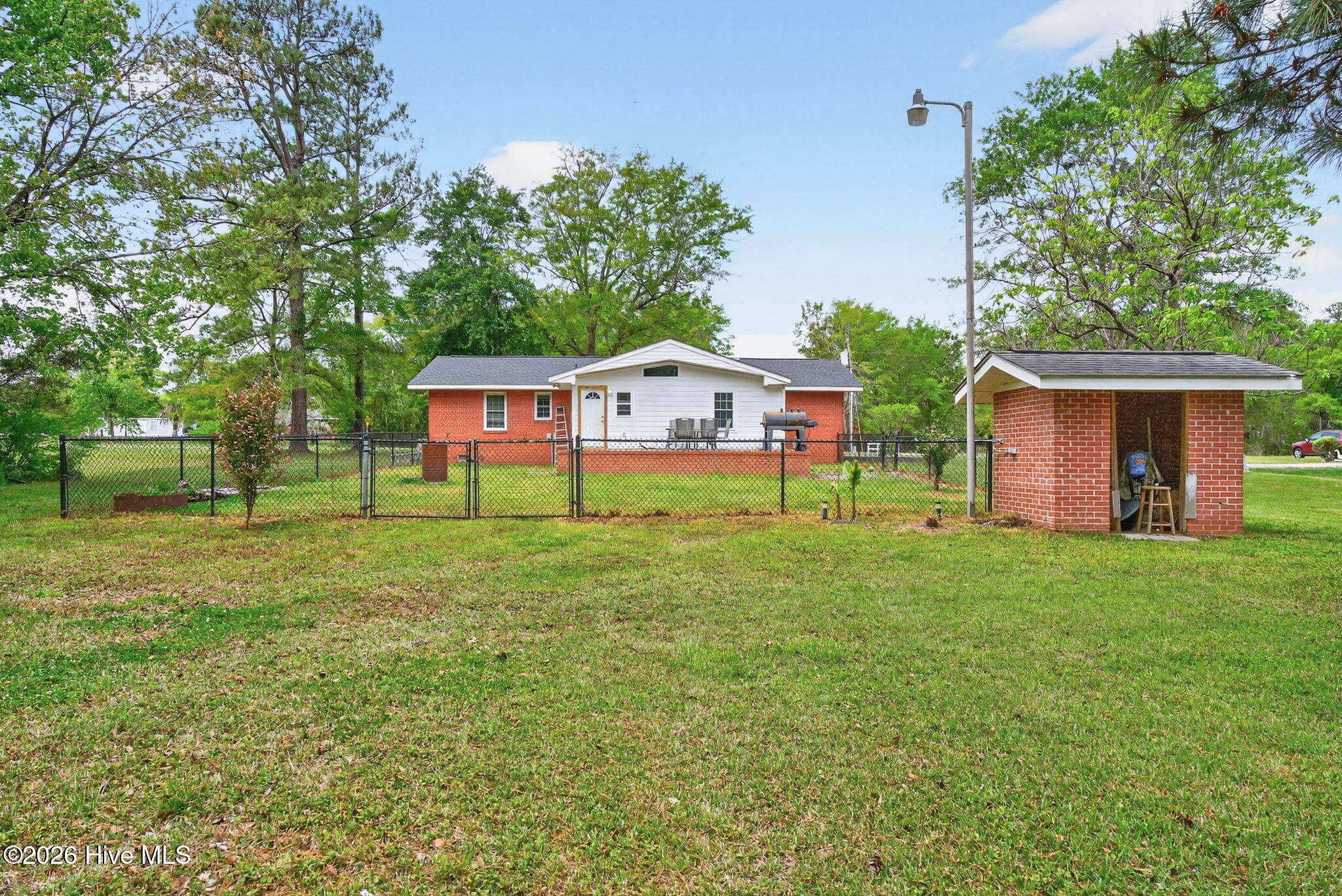 100565491 | Photo 25