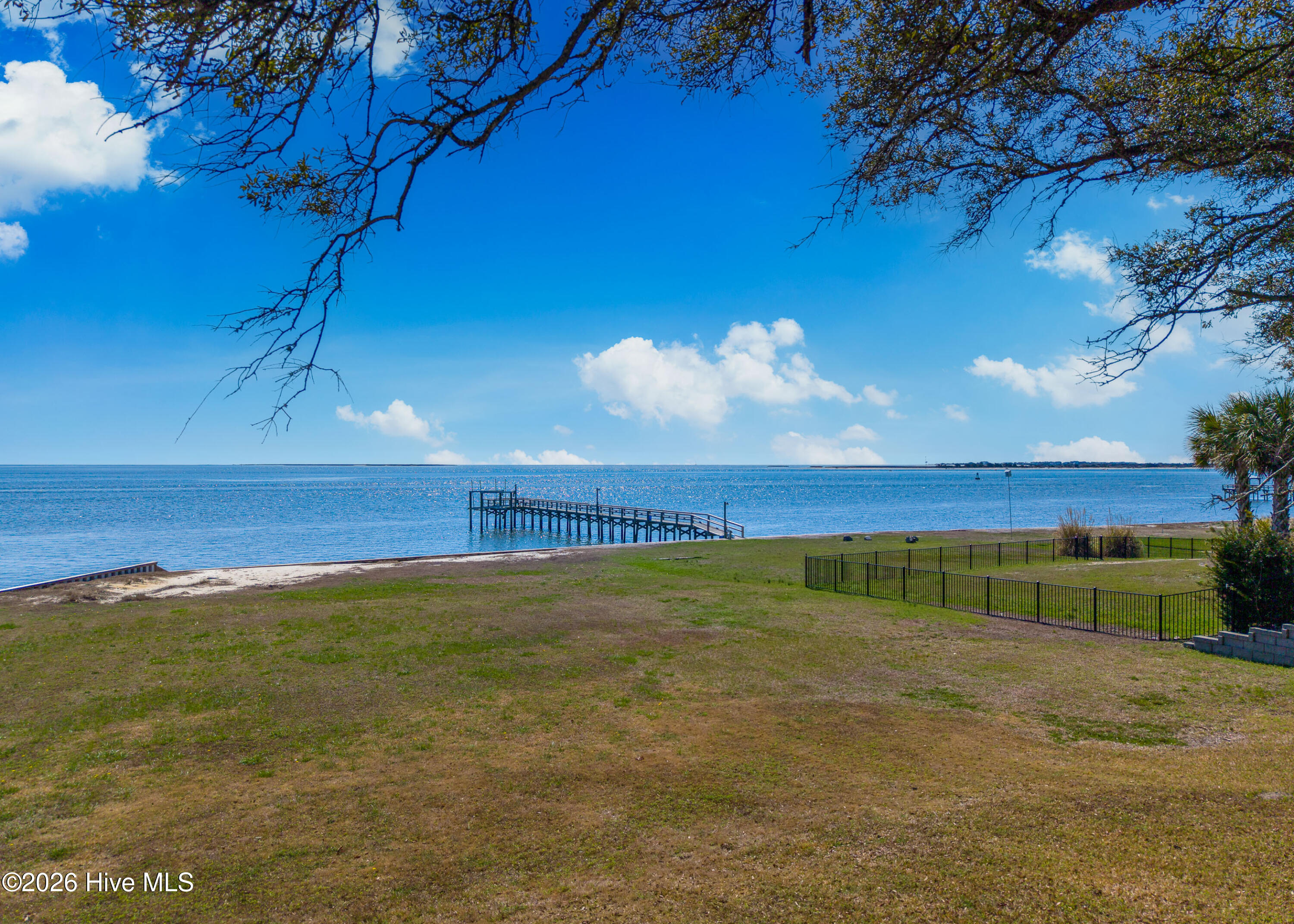 100559476 | Photo 48