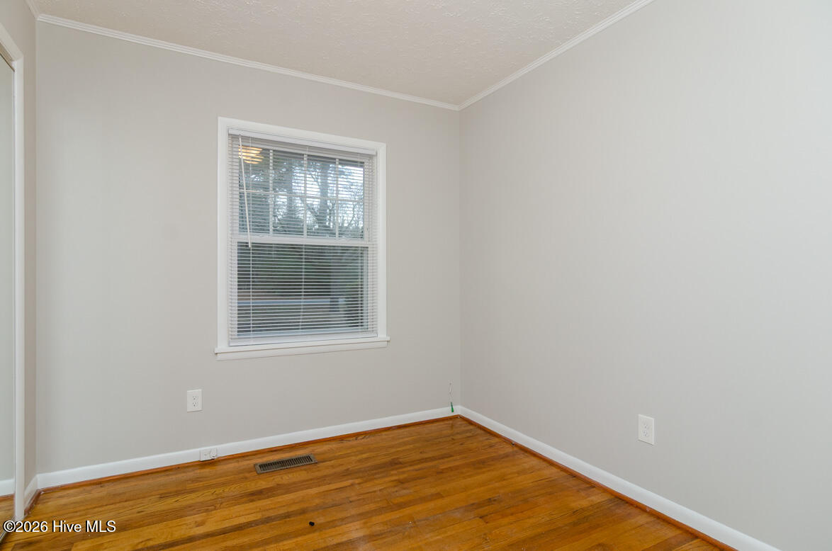 100526974 | Photo 17