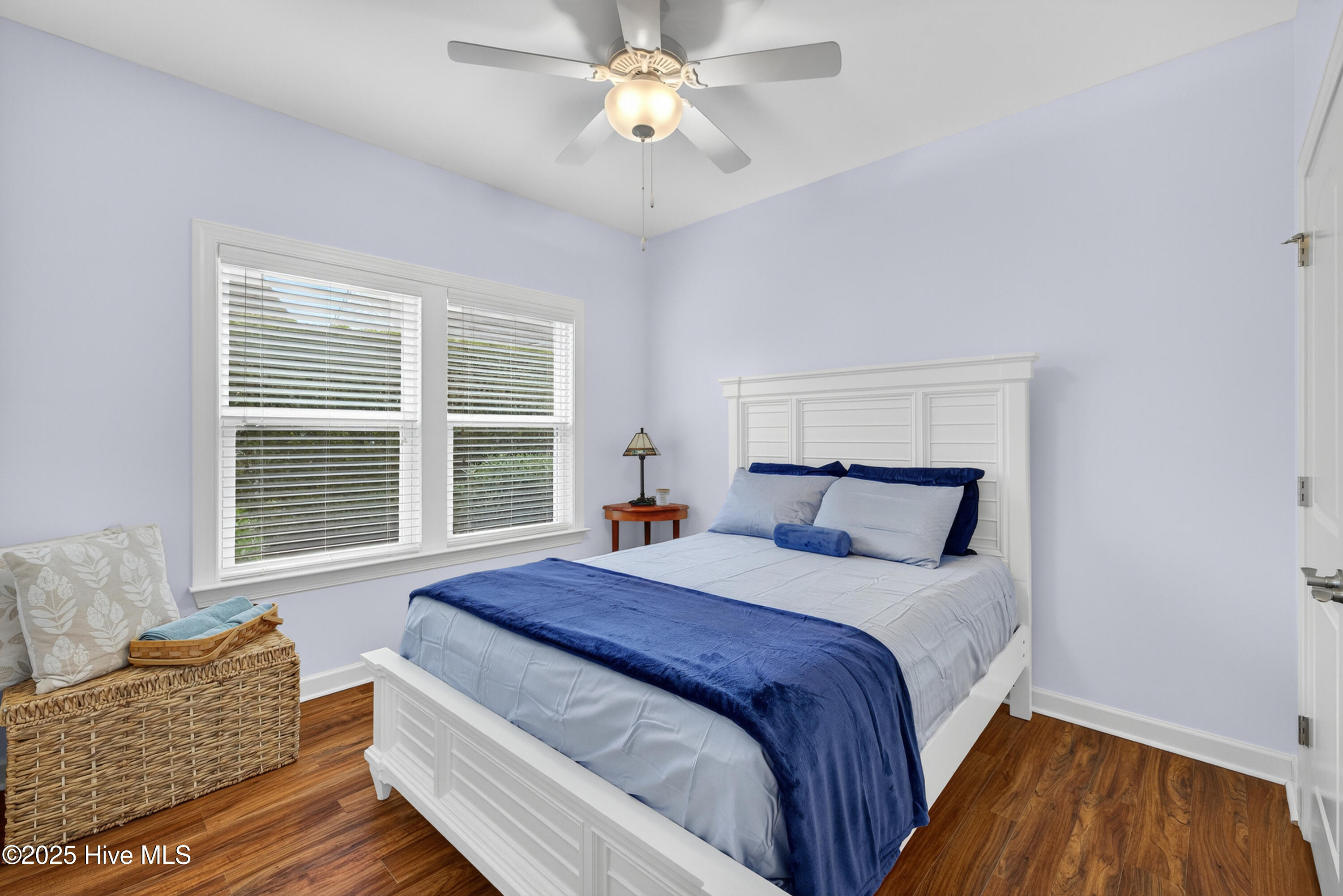 100537739 | Photo 30