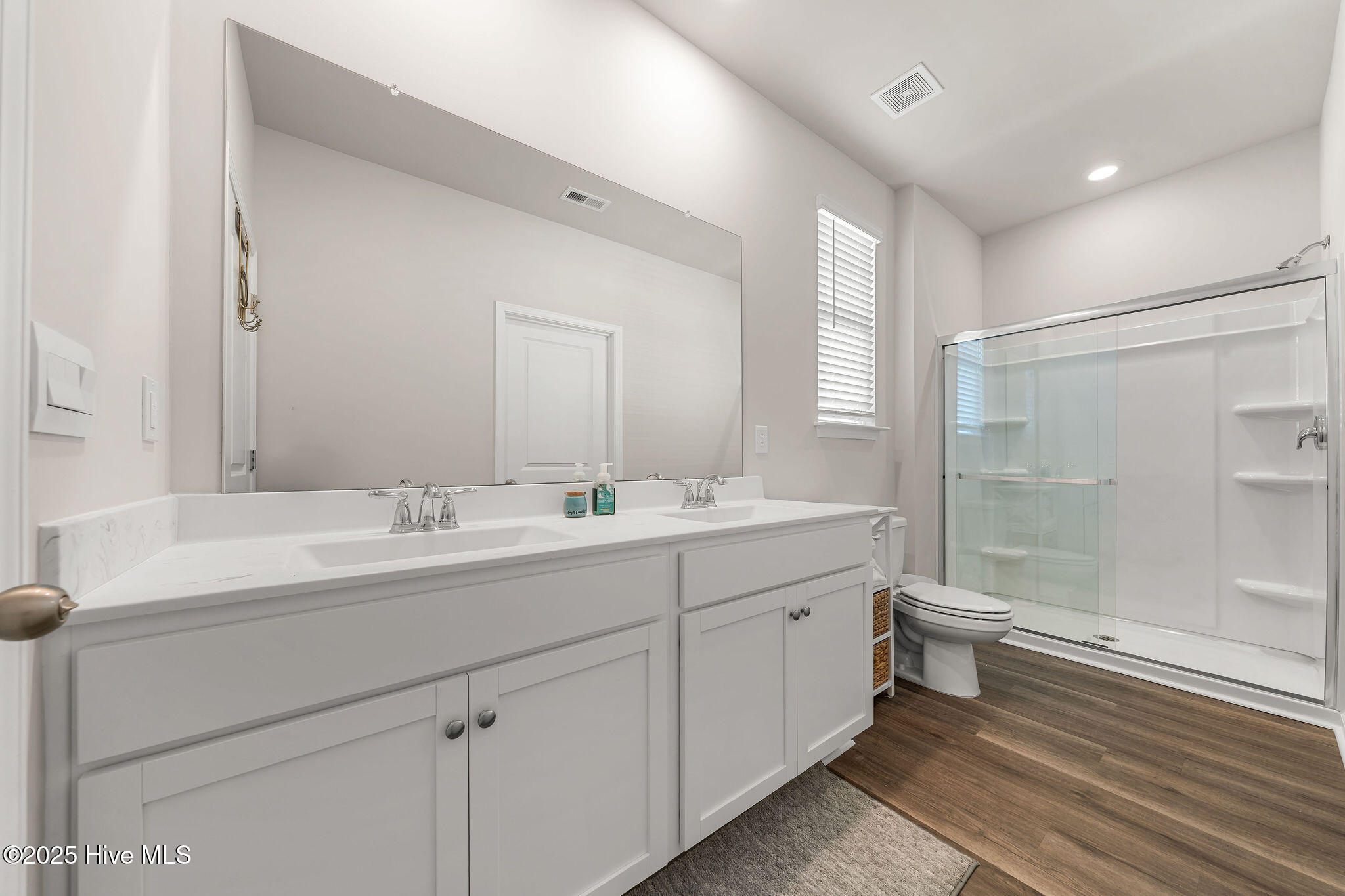 100539912 | Photo 28