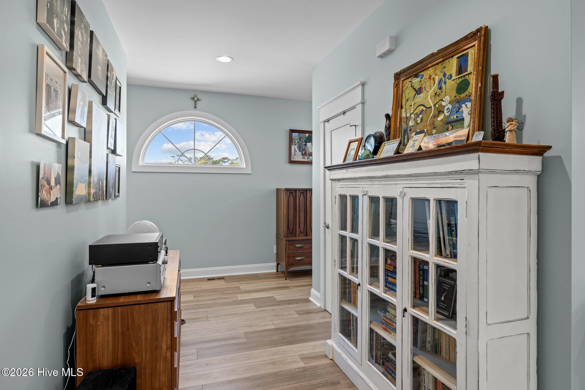 2nd Level~Landing for the 2nd floor