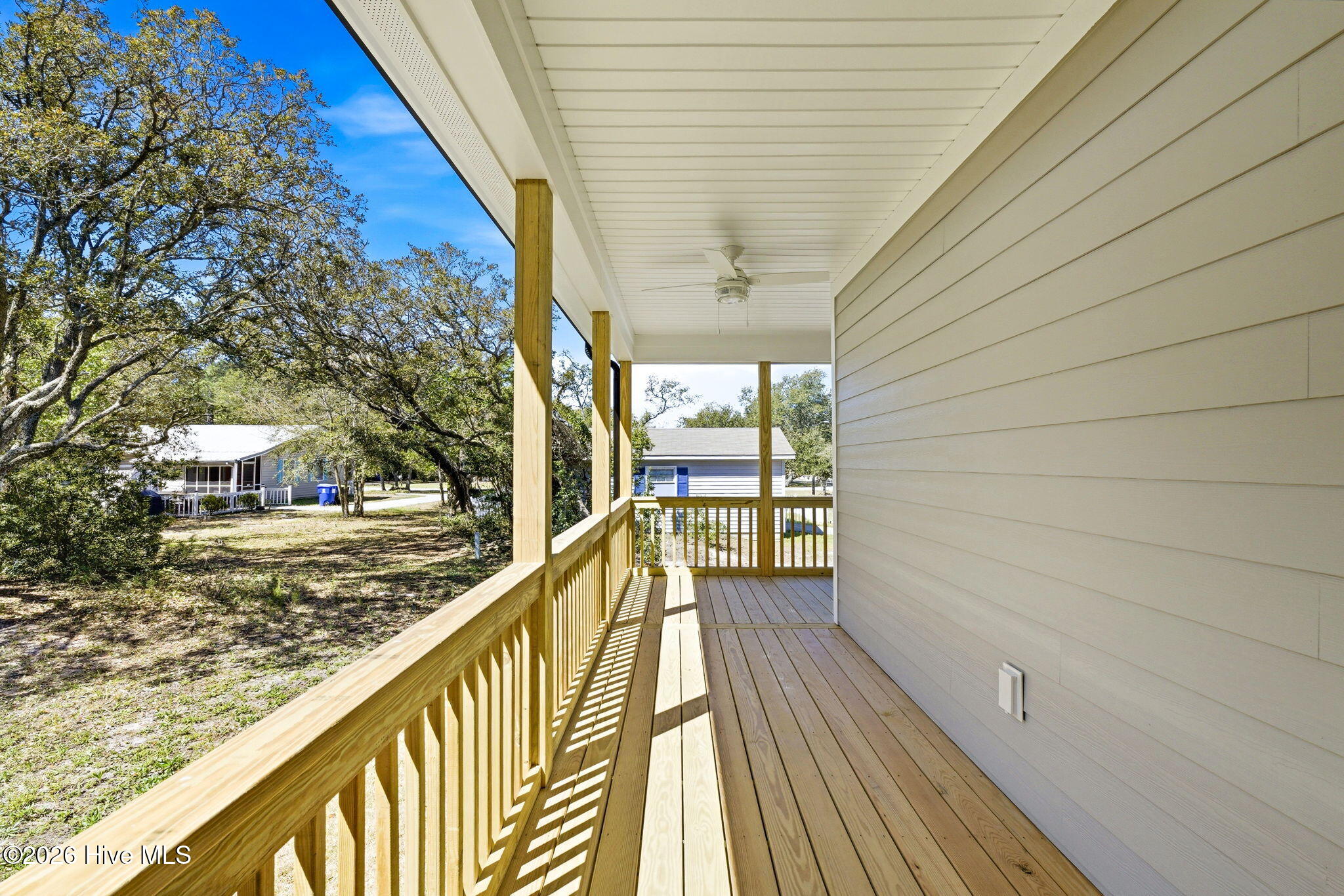 100565030 | Photo 44