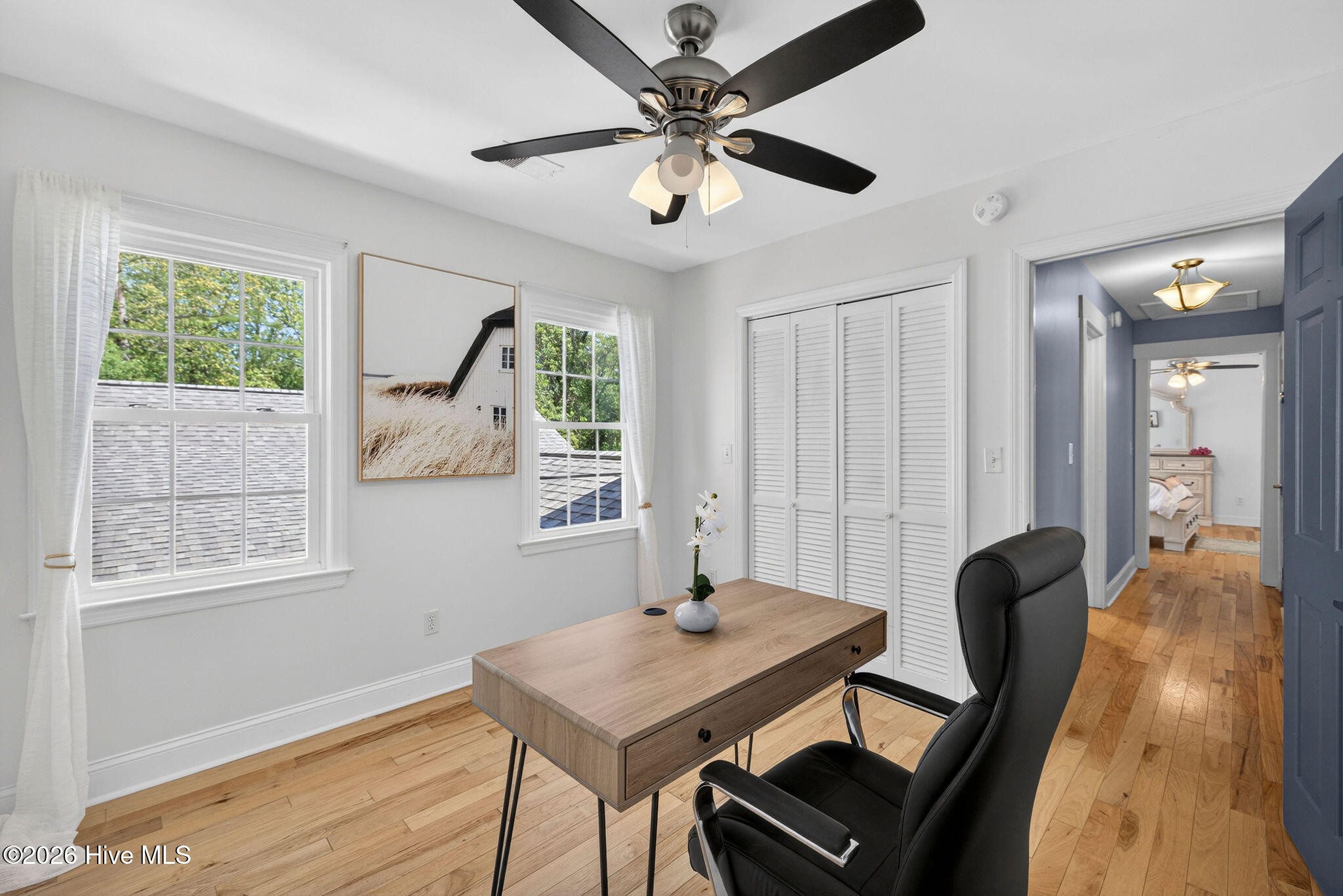 100567485 | Photo 35