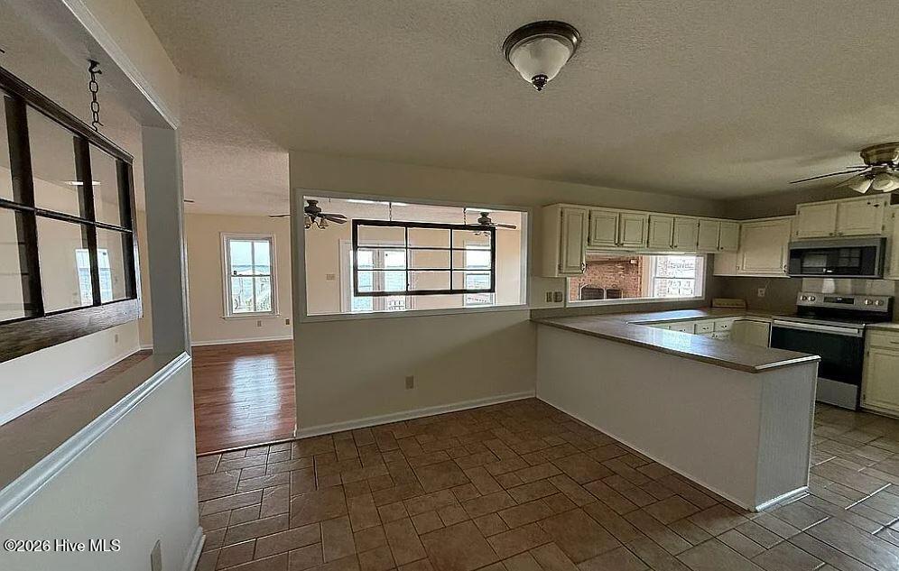 100561136 | Photo 20