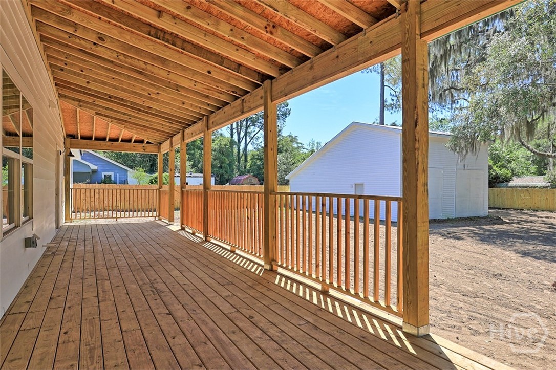 27 Pine Drive