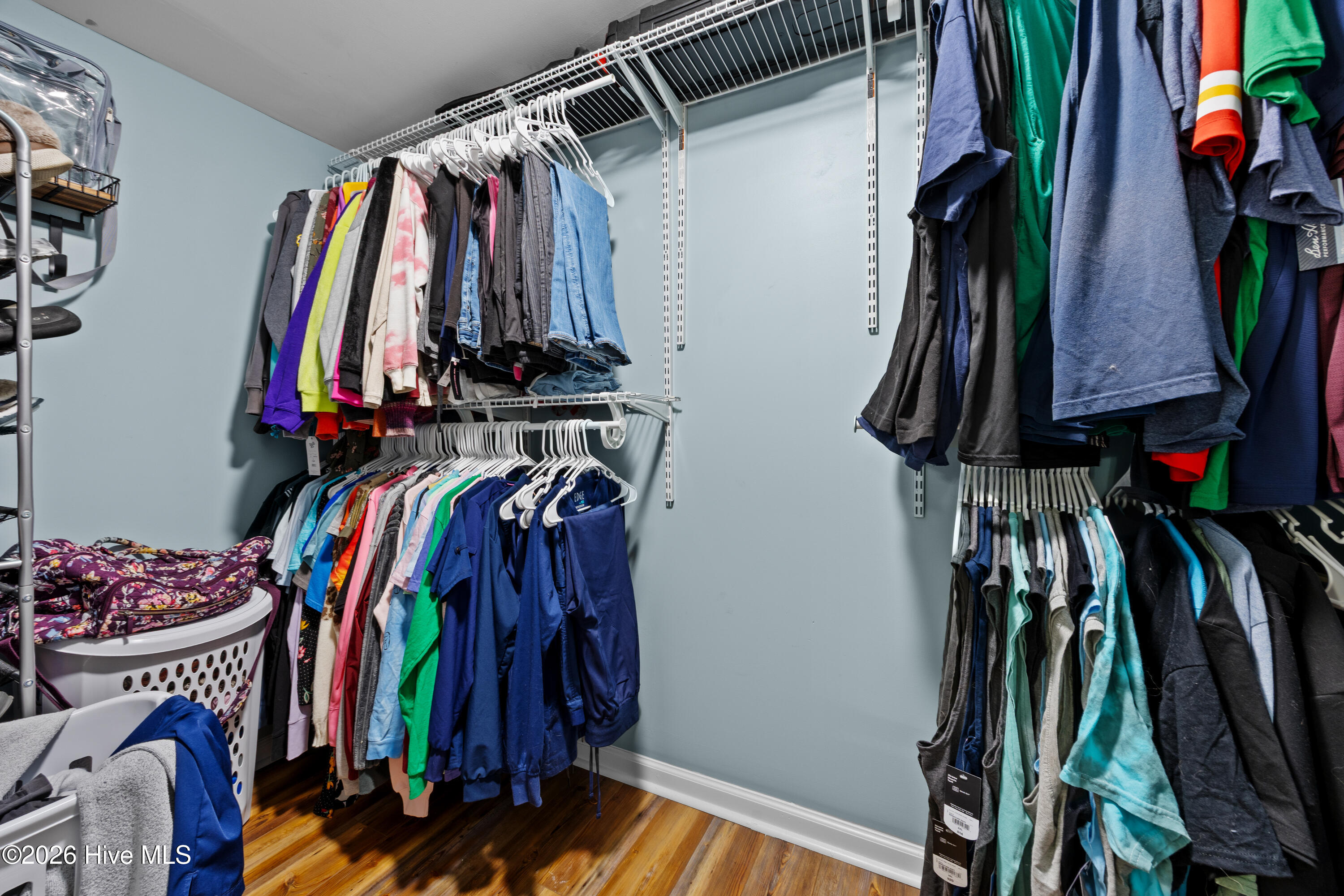 100551414 | Photo 23