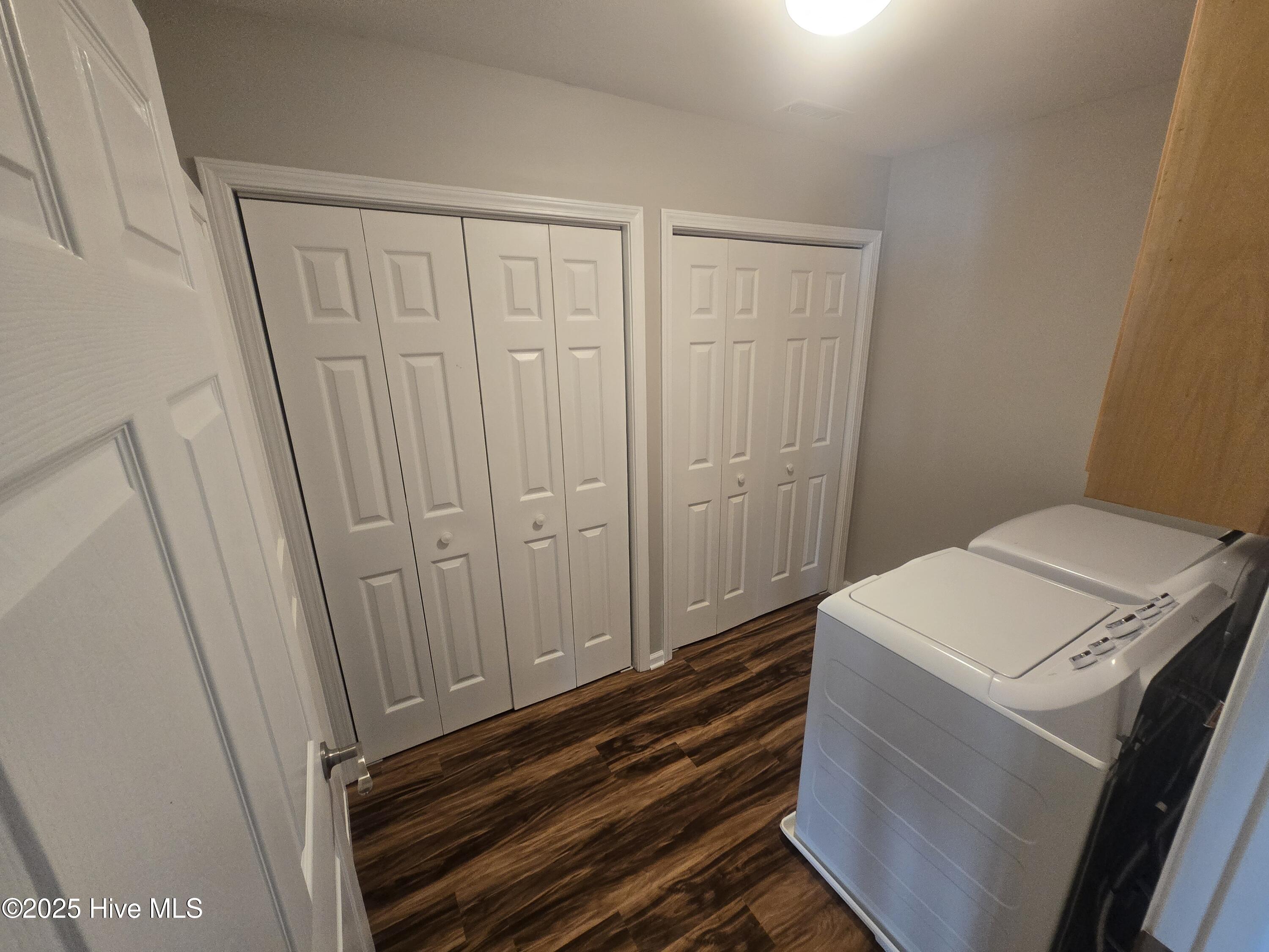 100542844 | Photo 12