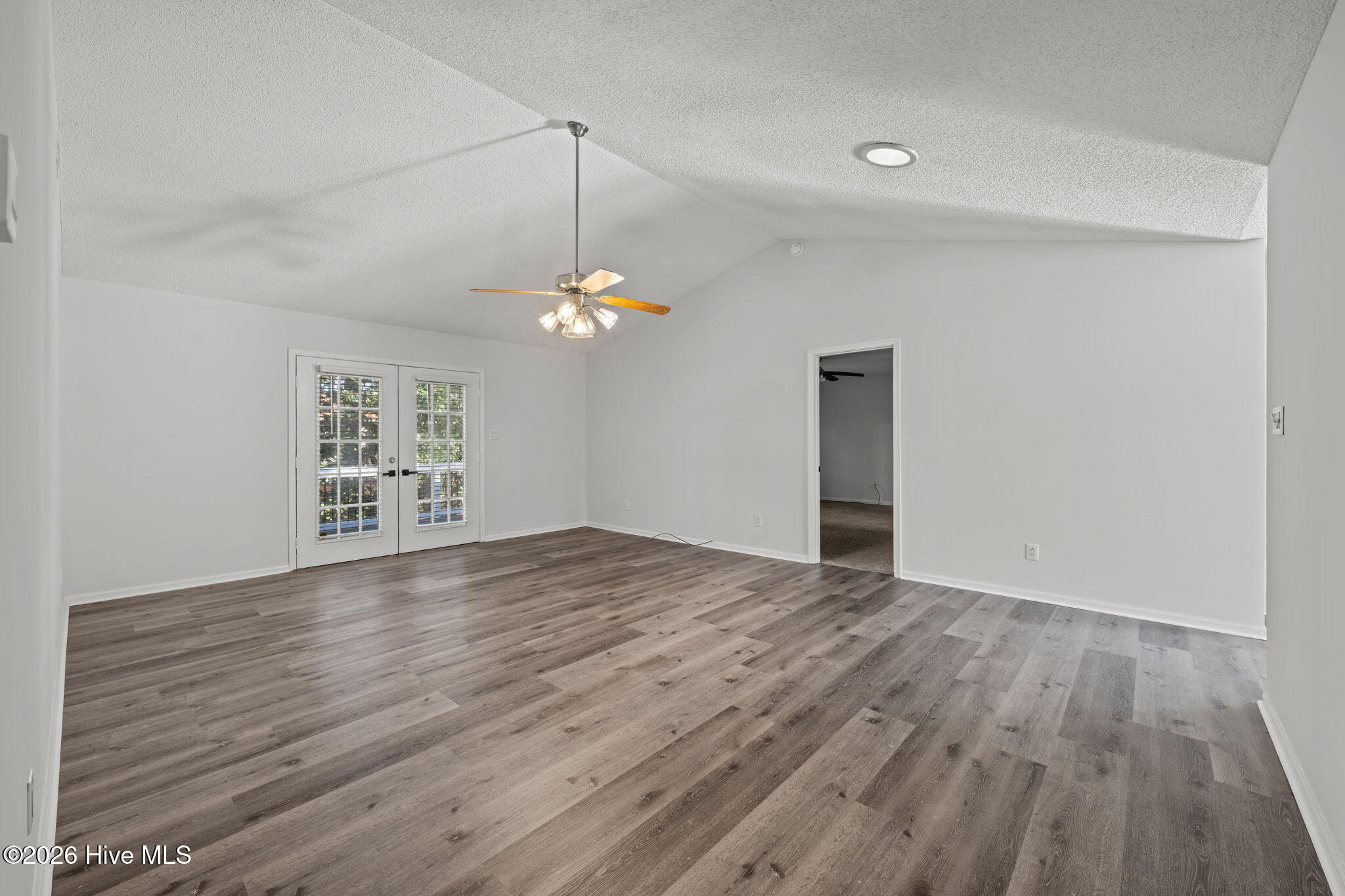 5801 Jolly Roger Road,New Bern