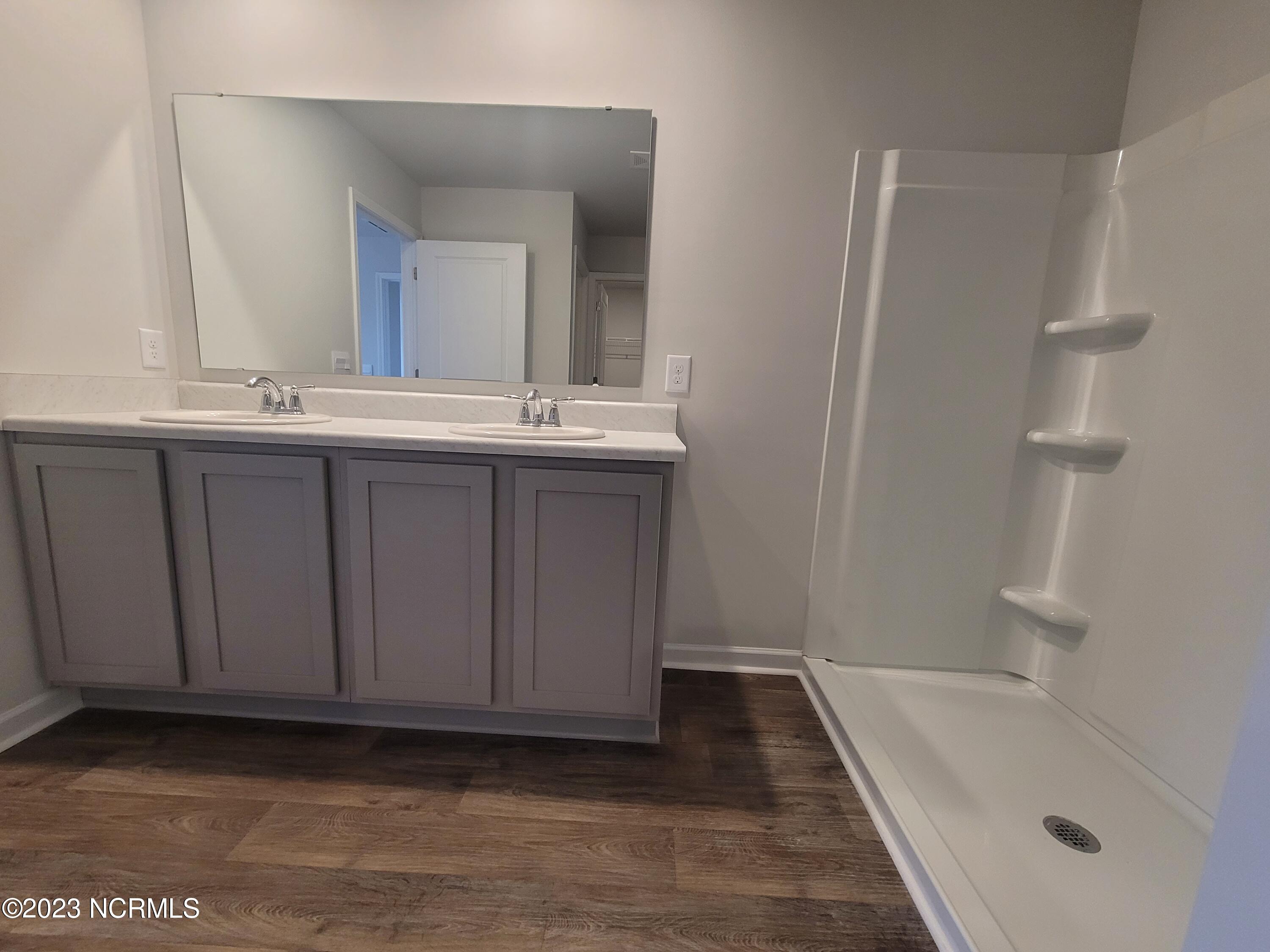 100556788 | Photo 26