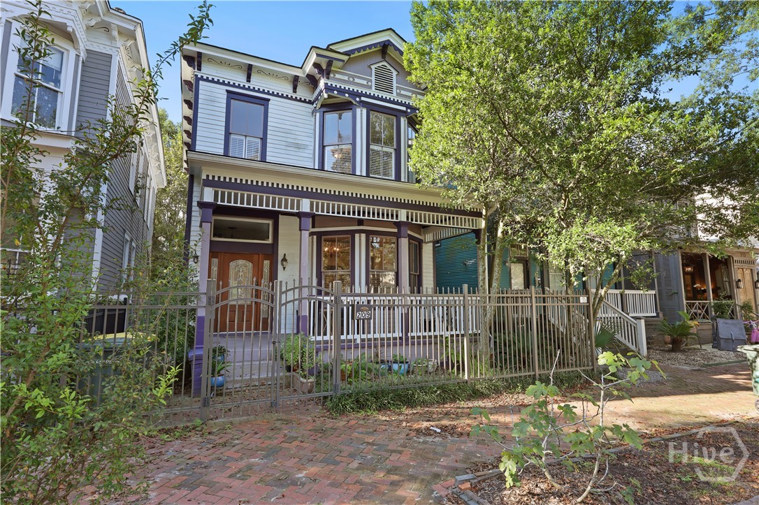 209 W 38th Street