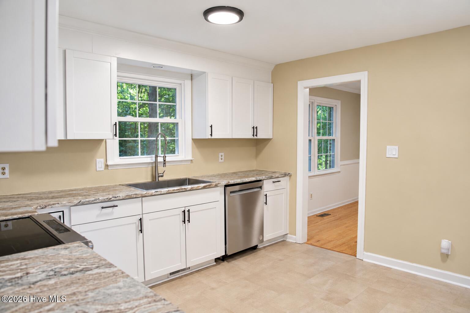 Spacious Kitchen