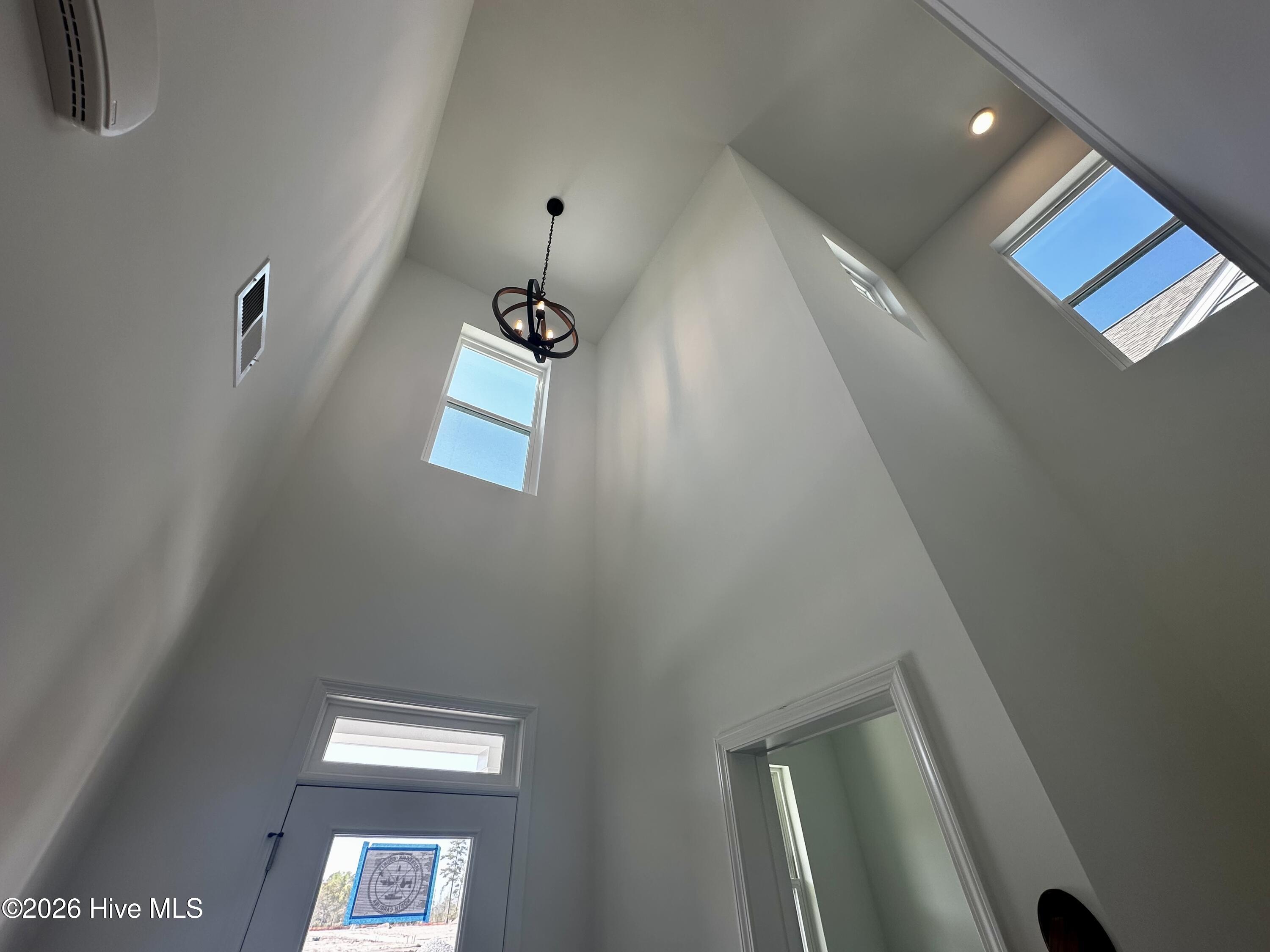 100550054 | Photo 52