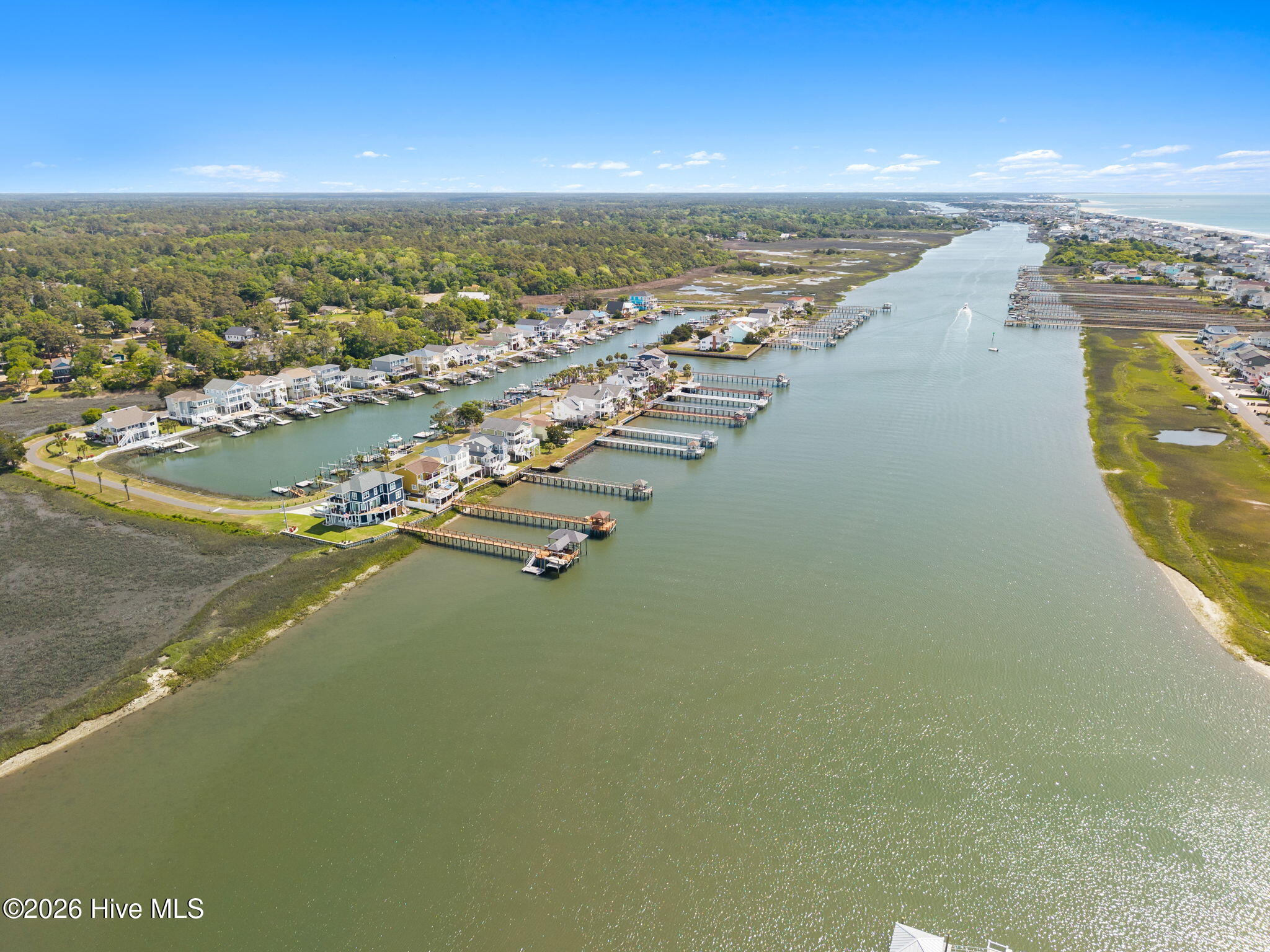 100570592 | Photo 67