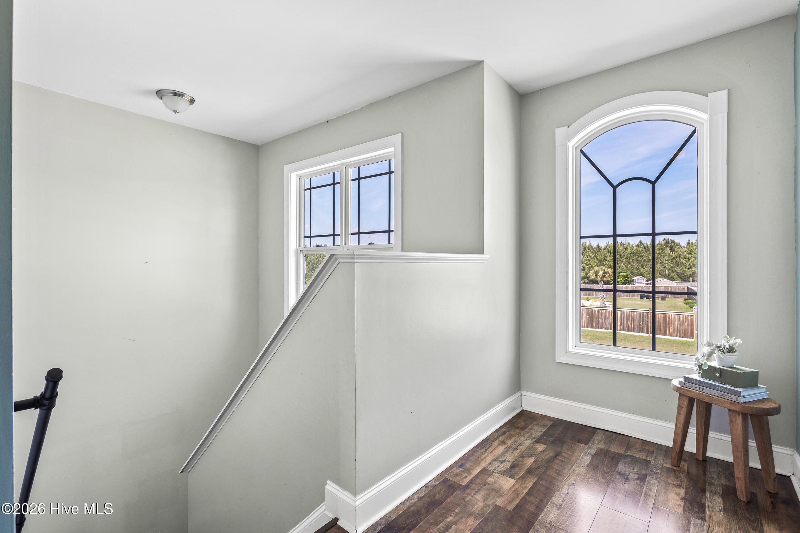 100567731 | Photo 18