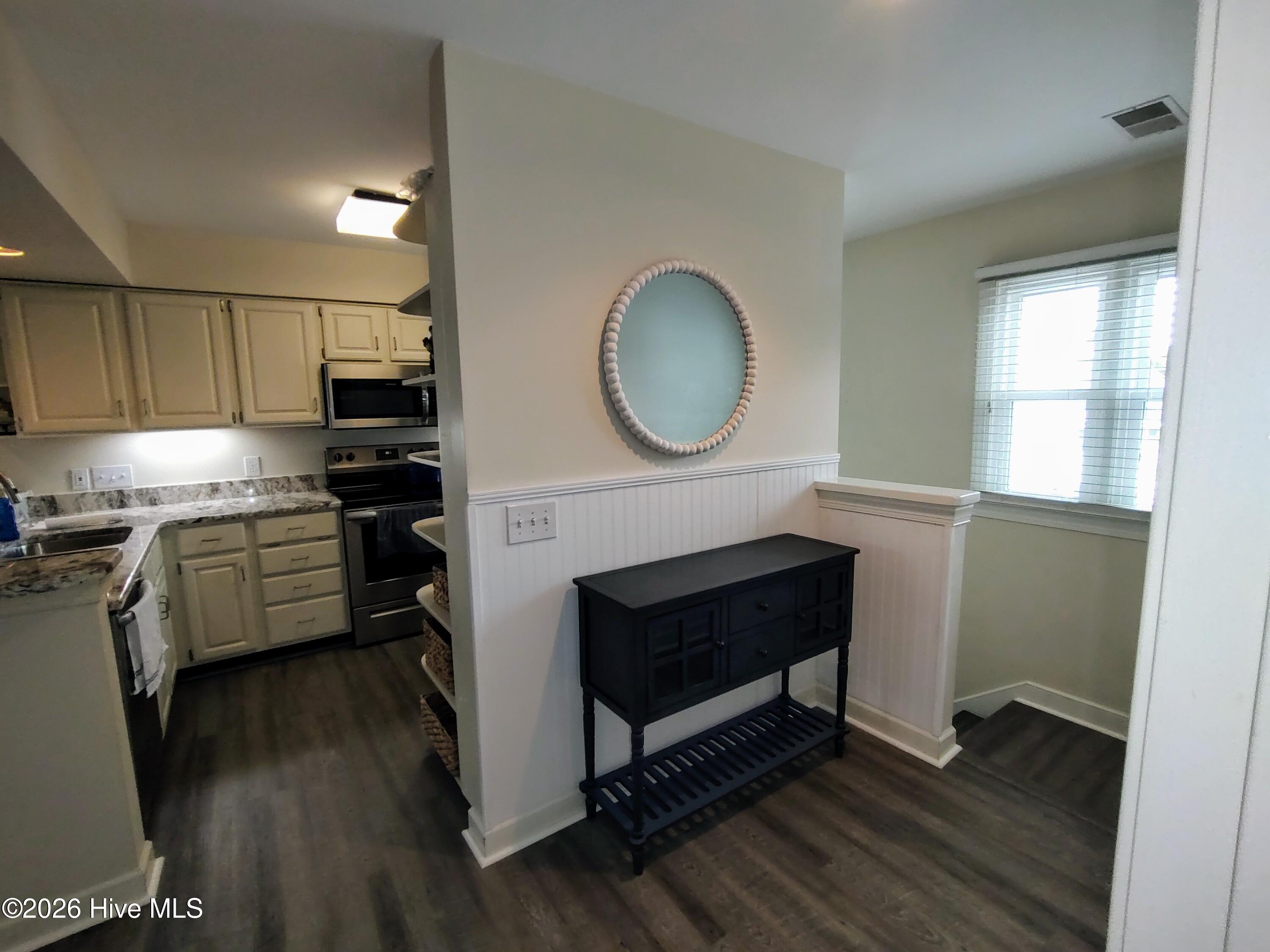 Homes for sale in Southern Pines, NC | 26 N Knoll Rd, Southern Pines, NC 28387 | MLS# 100552276