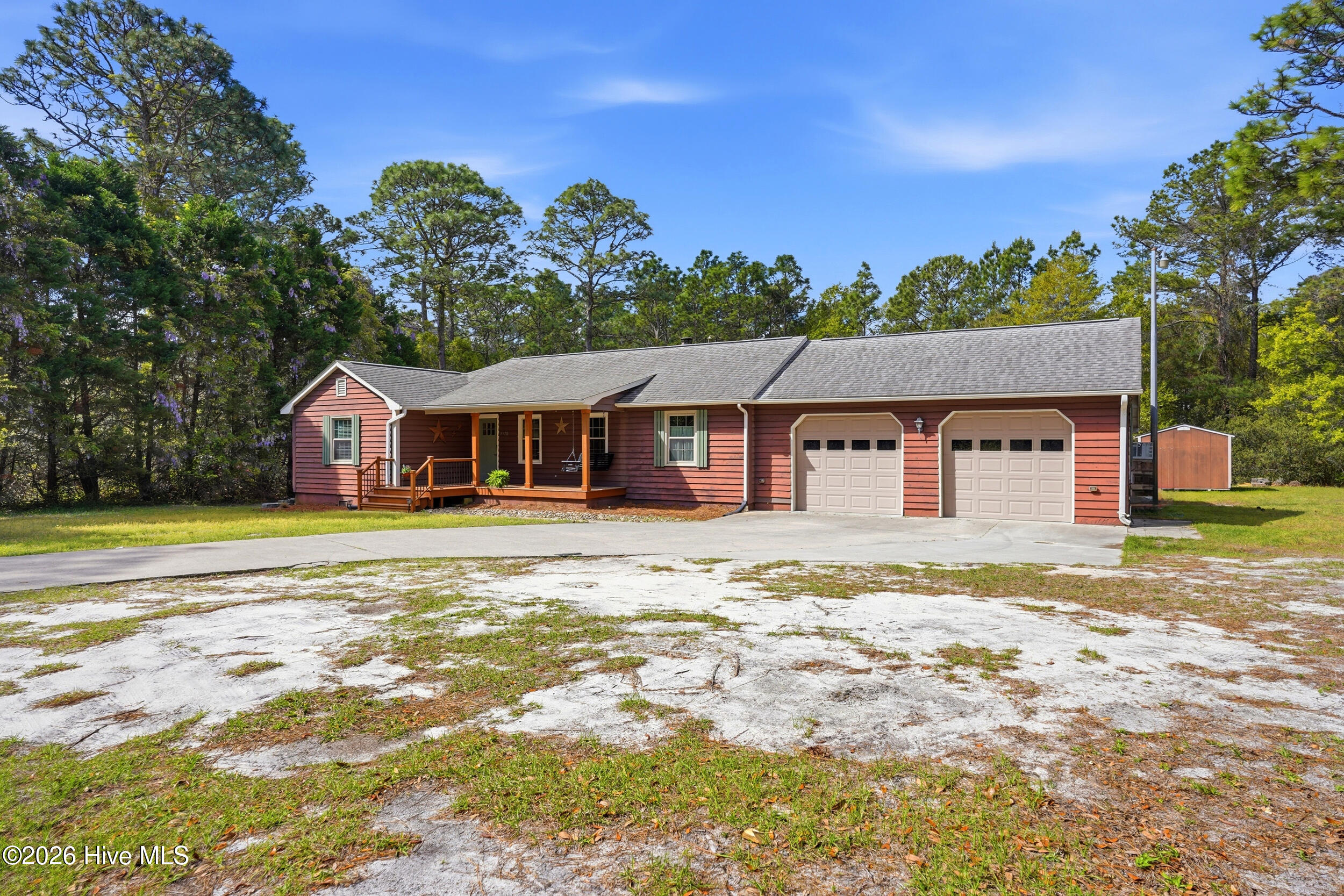 100565910 | Photo 51