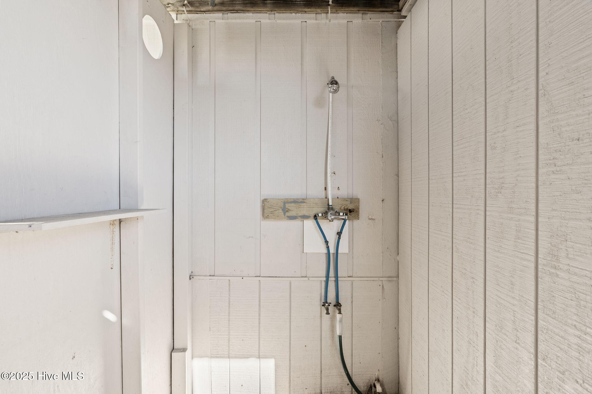 100537501 | Photo 37