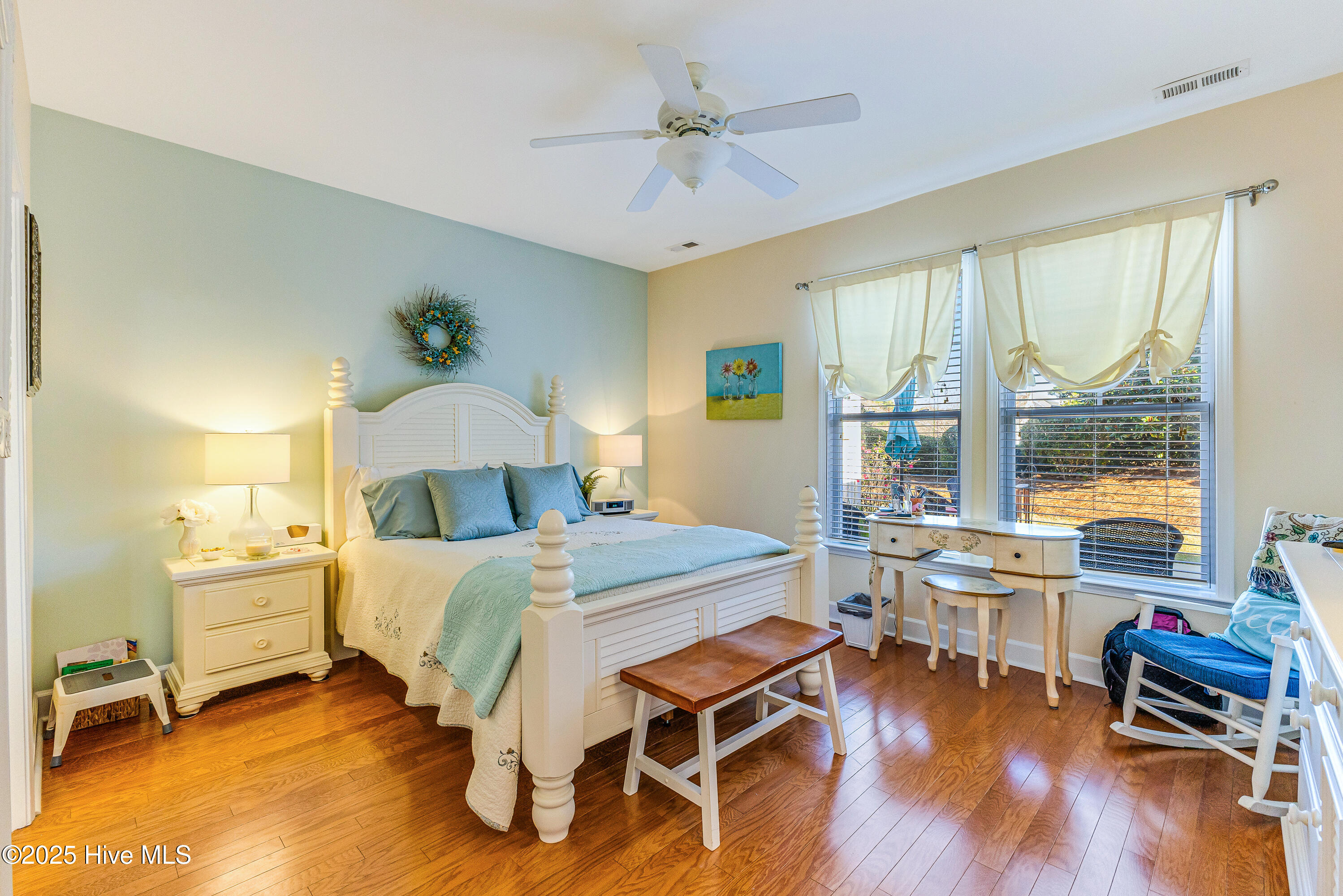 100546099 | Photo 28