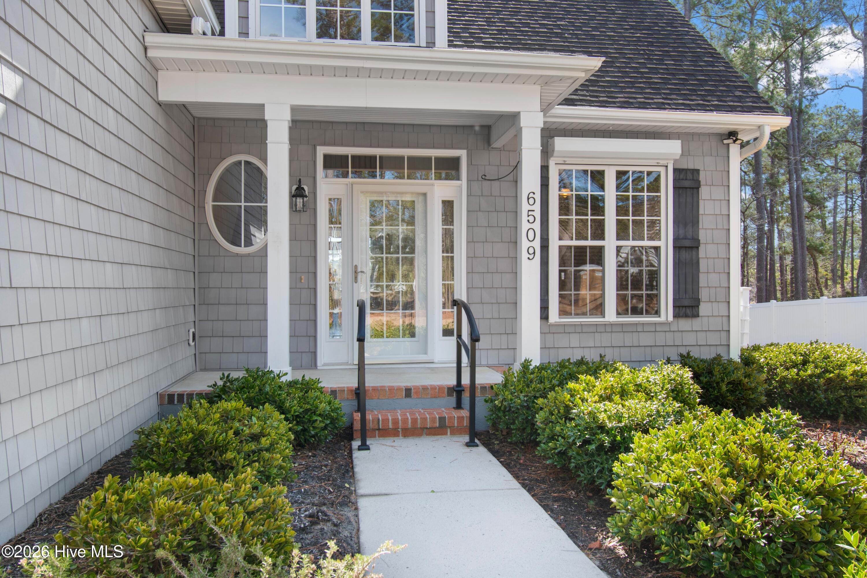 100555645 | Photo 37