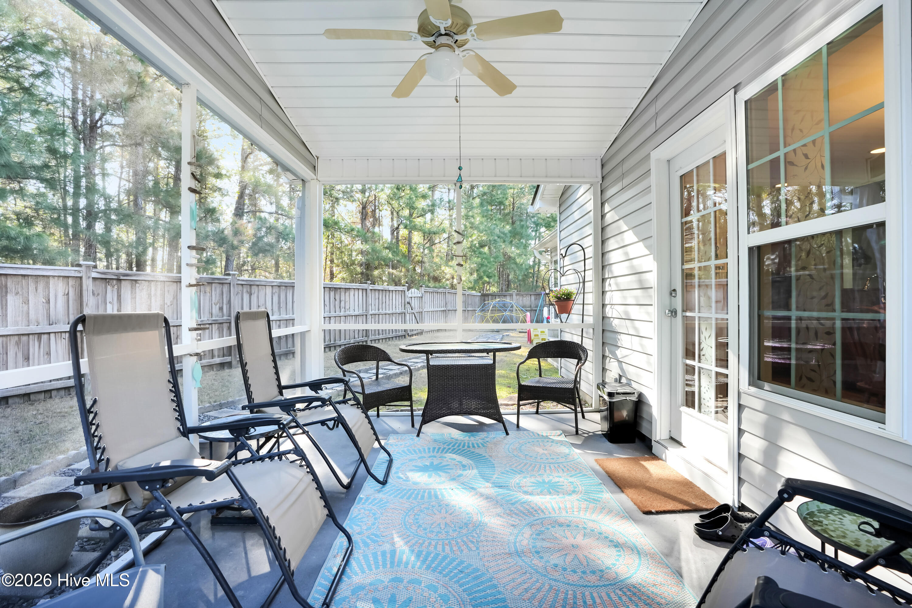 100553723 | Photo 28