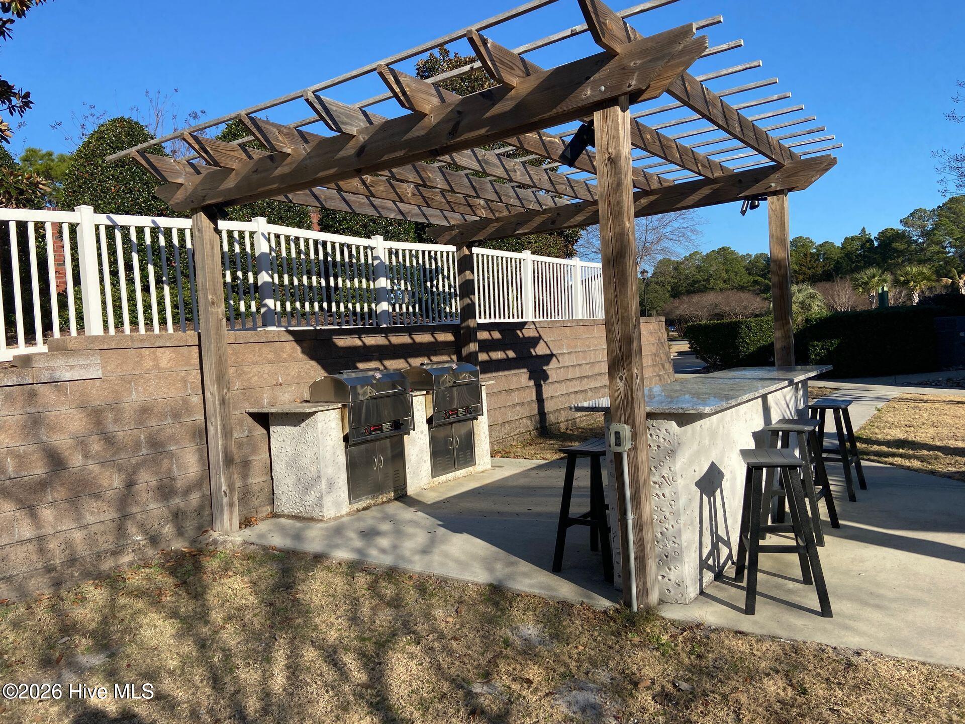 100549389 | Photo 30