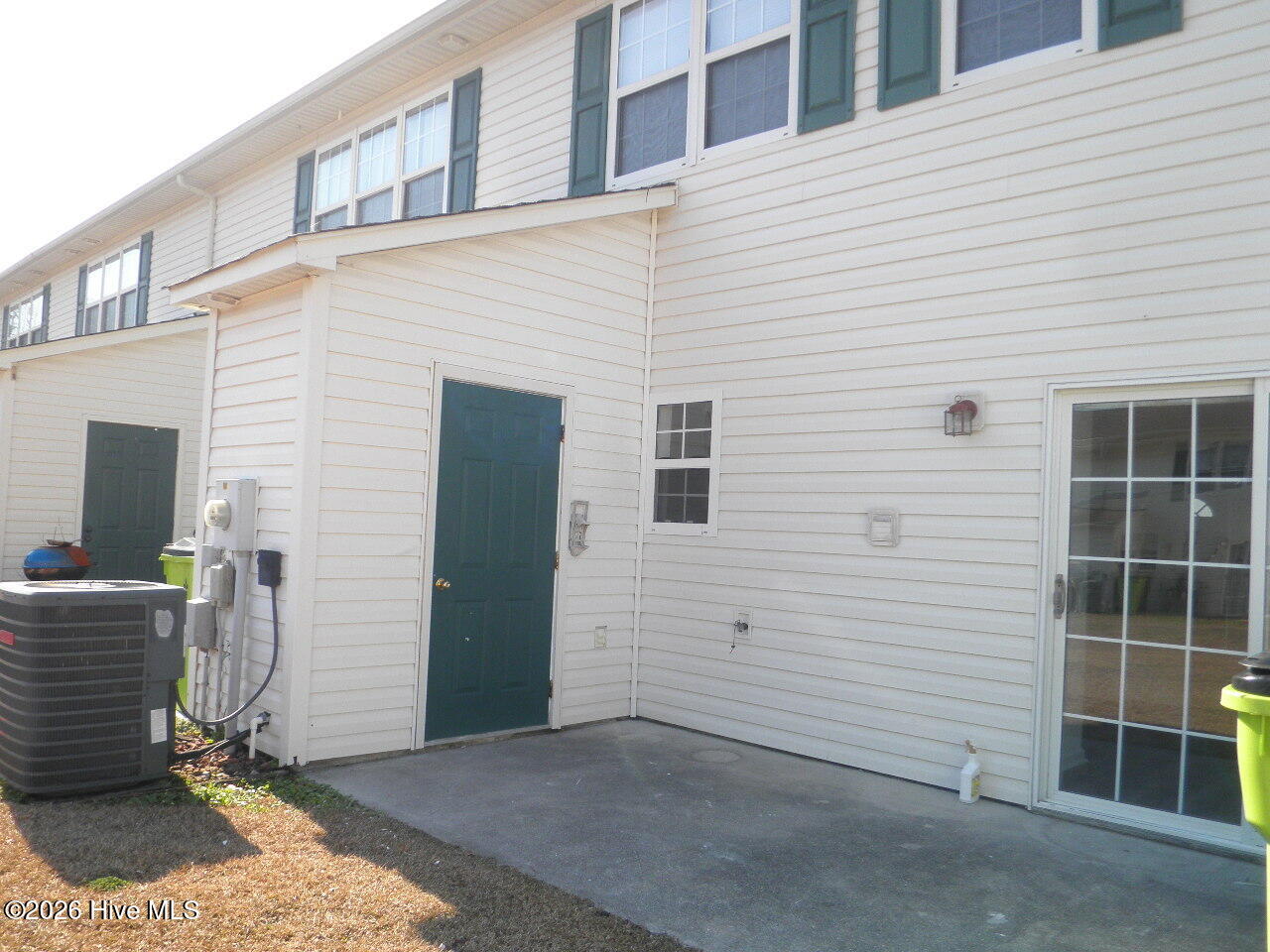 100557446 | Photo 21