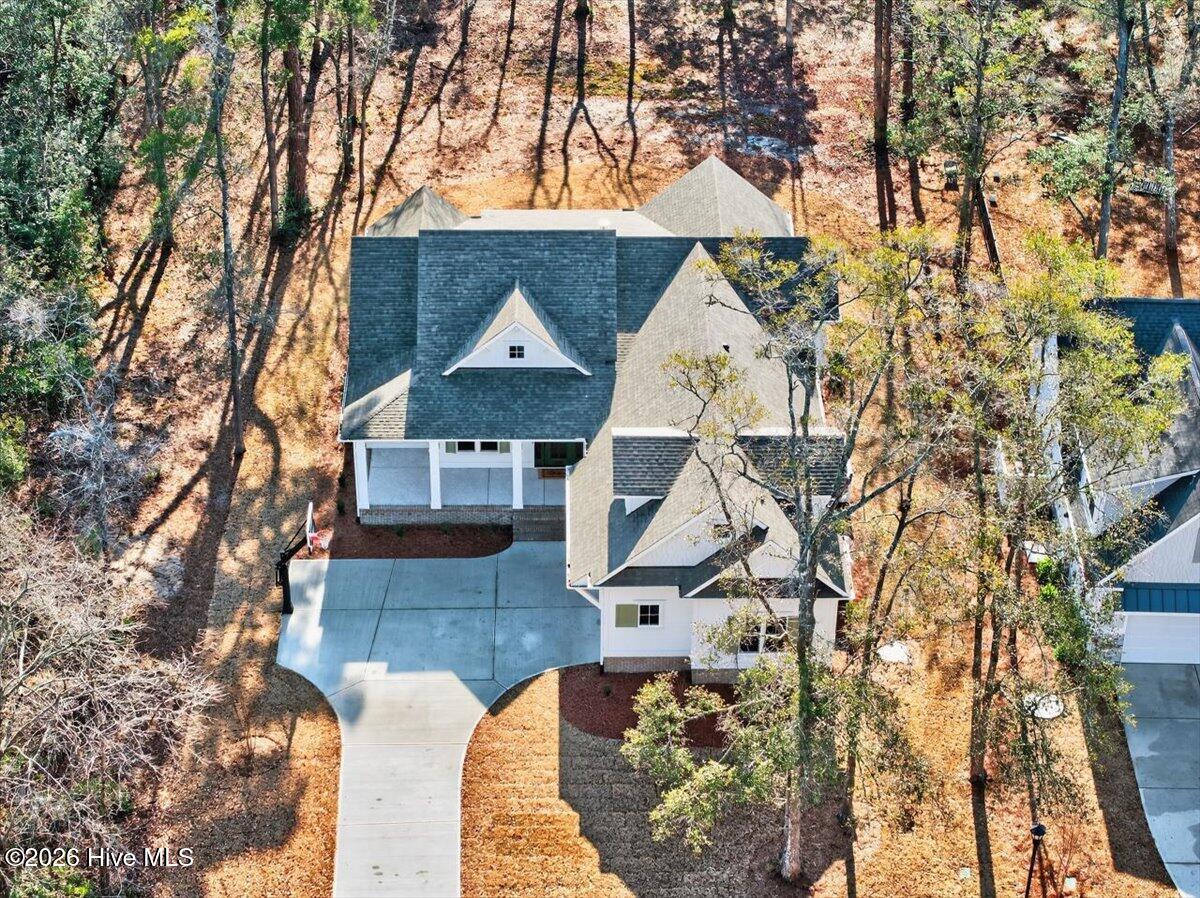 100549175 | Photo 49