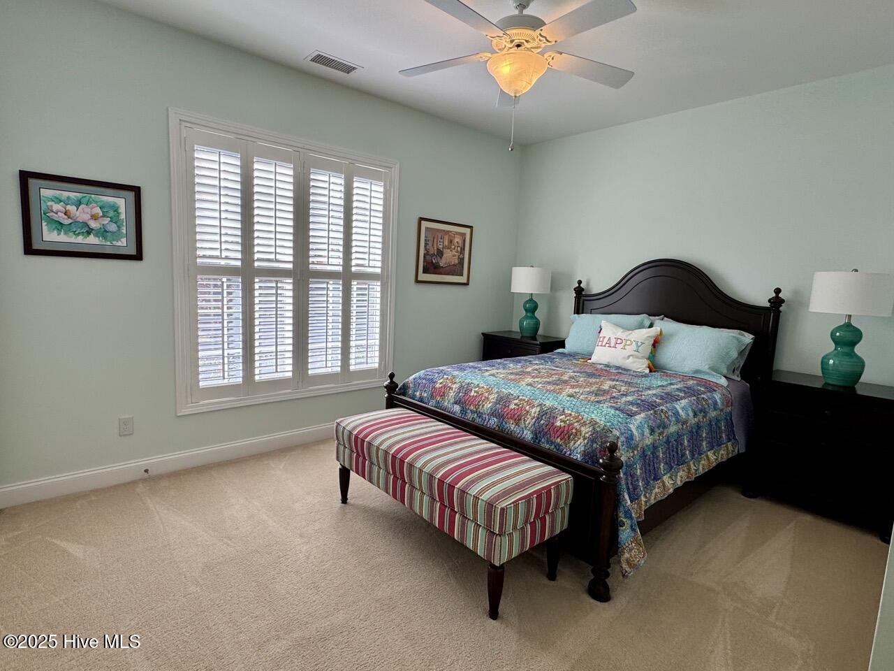 100540072 | Photo 10