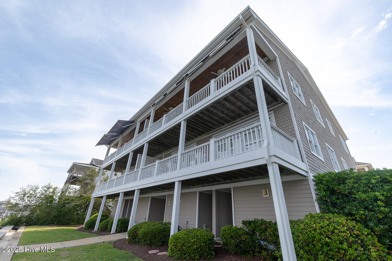 100564754 | Photo 39