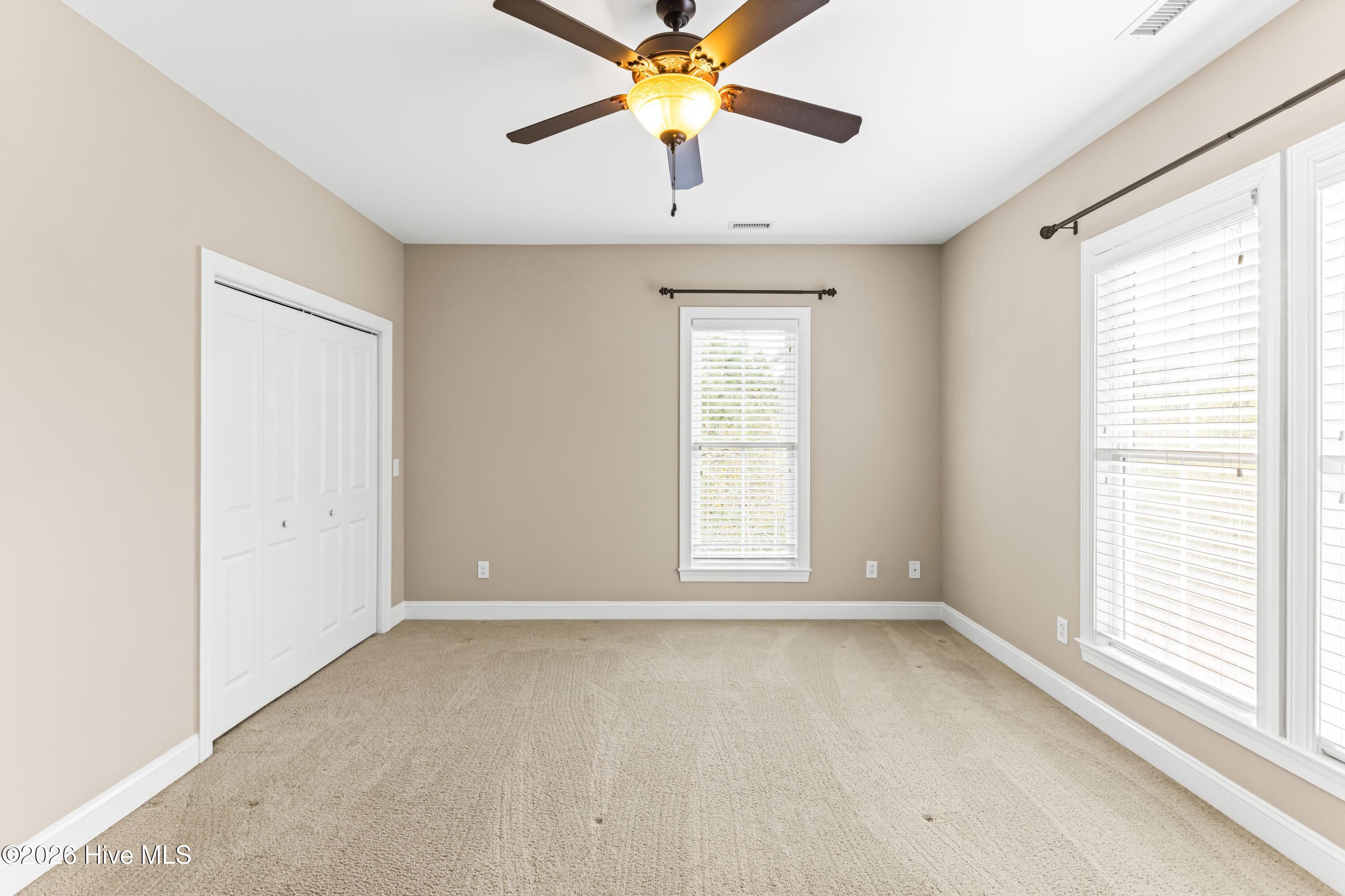 100560596 | Photo 31