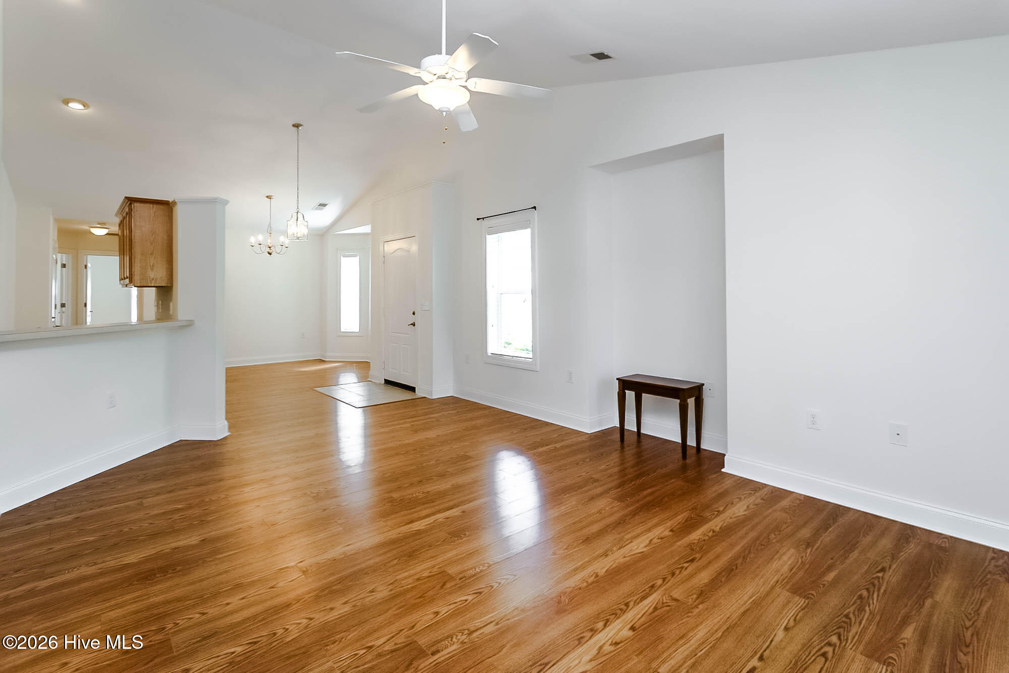 103 Treasure Cove,Newport