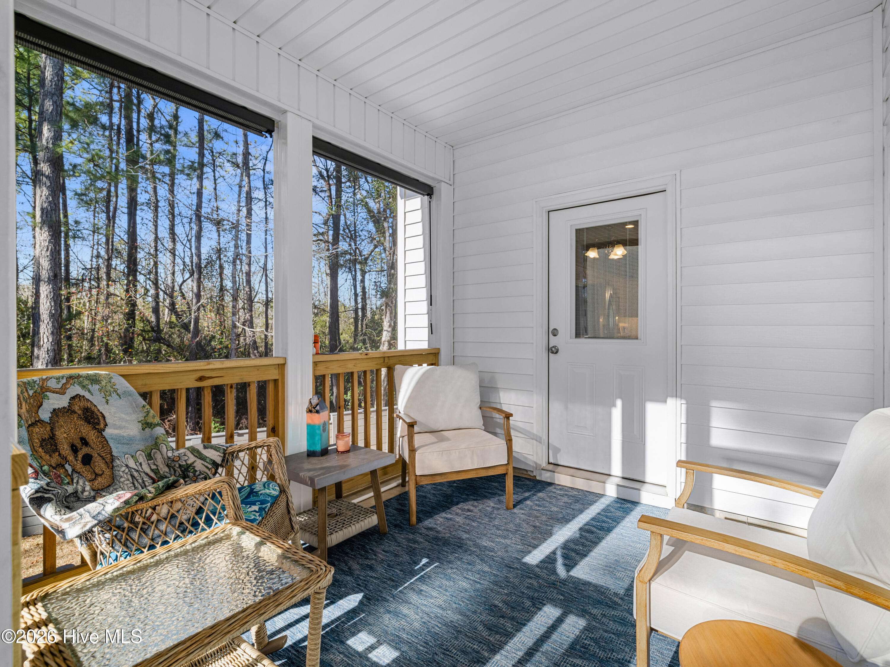 100549513 | Photo 30