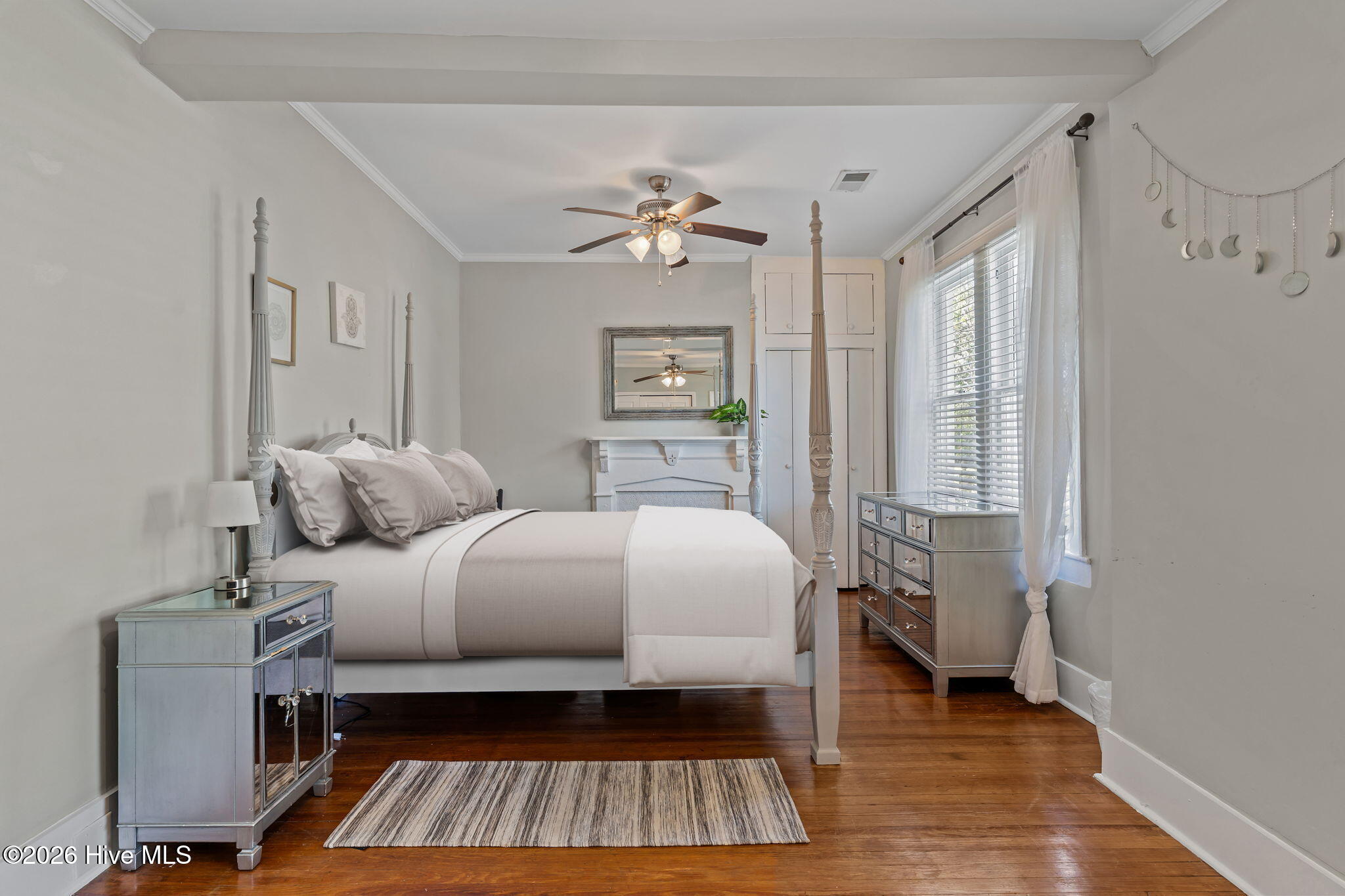 100561310 | Photo 20