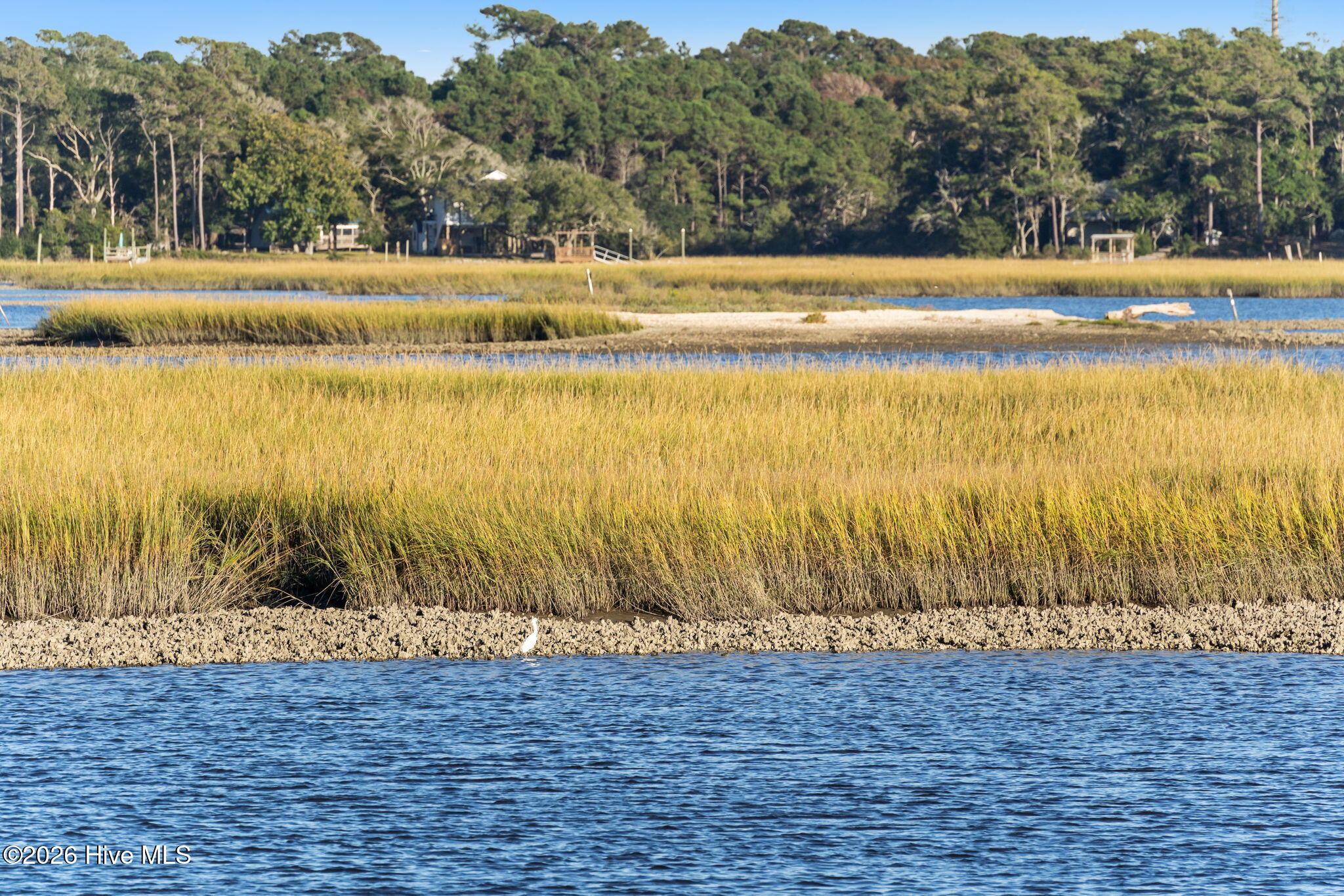 100568987 | Photo 75