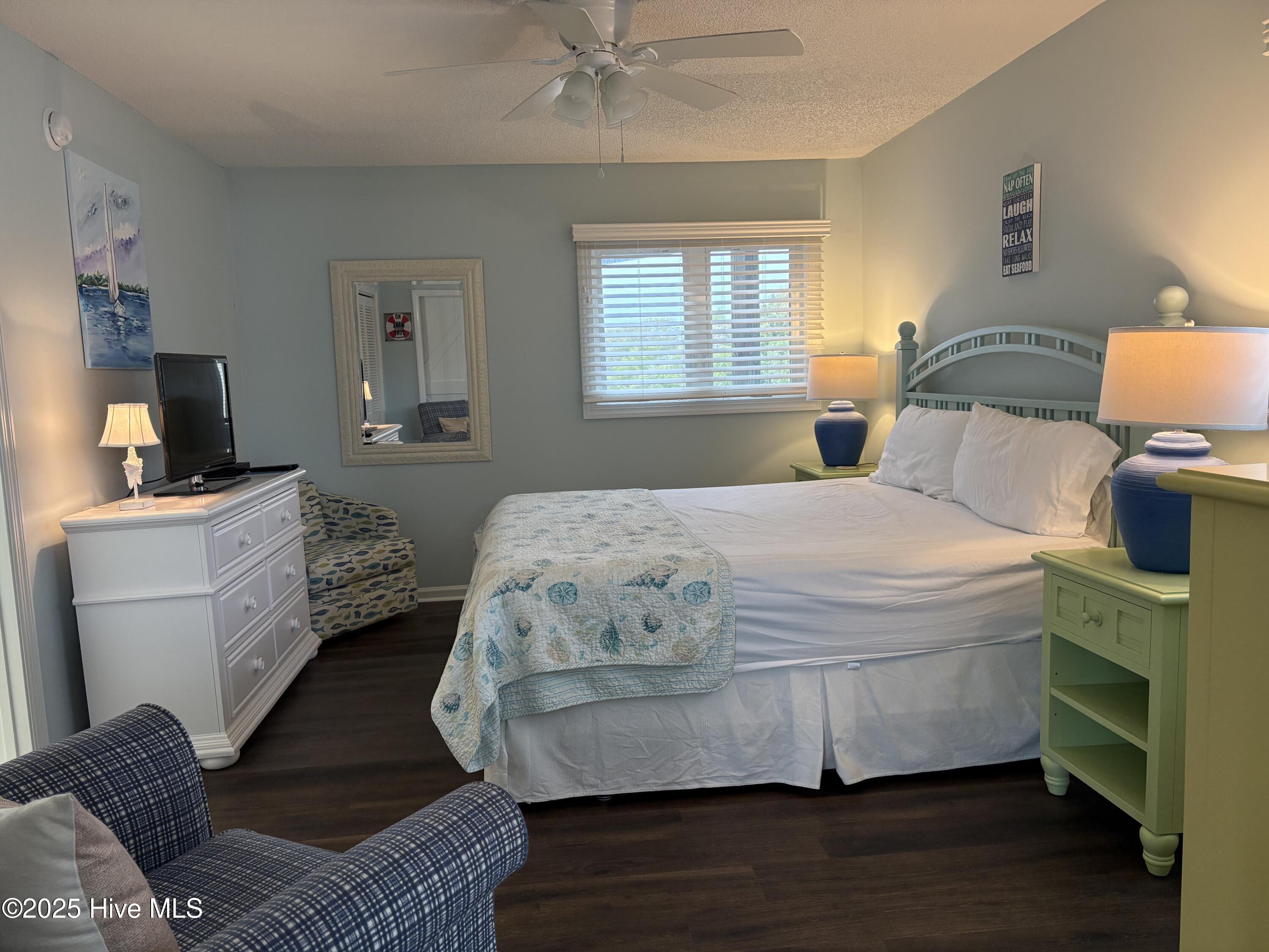 100527145 | Photo 16